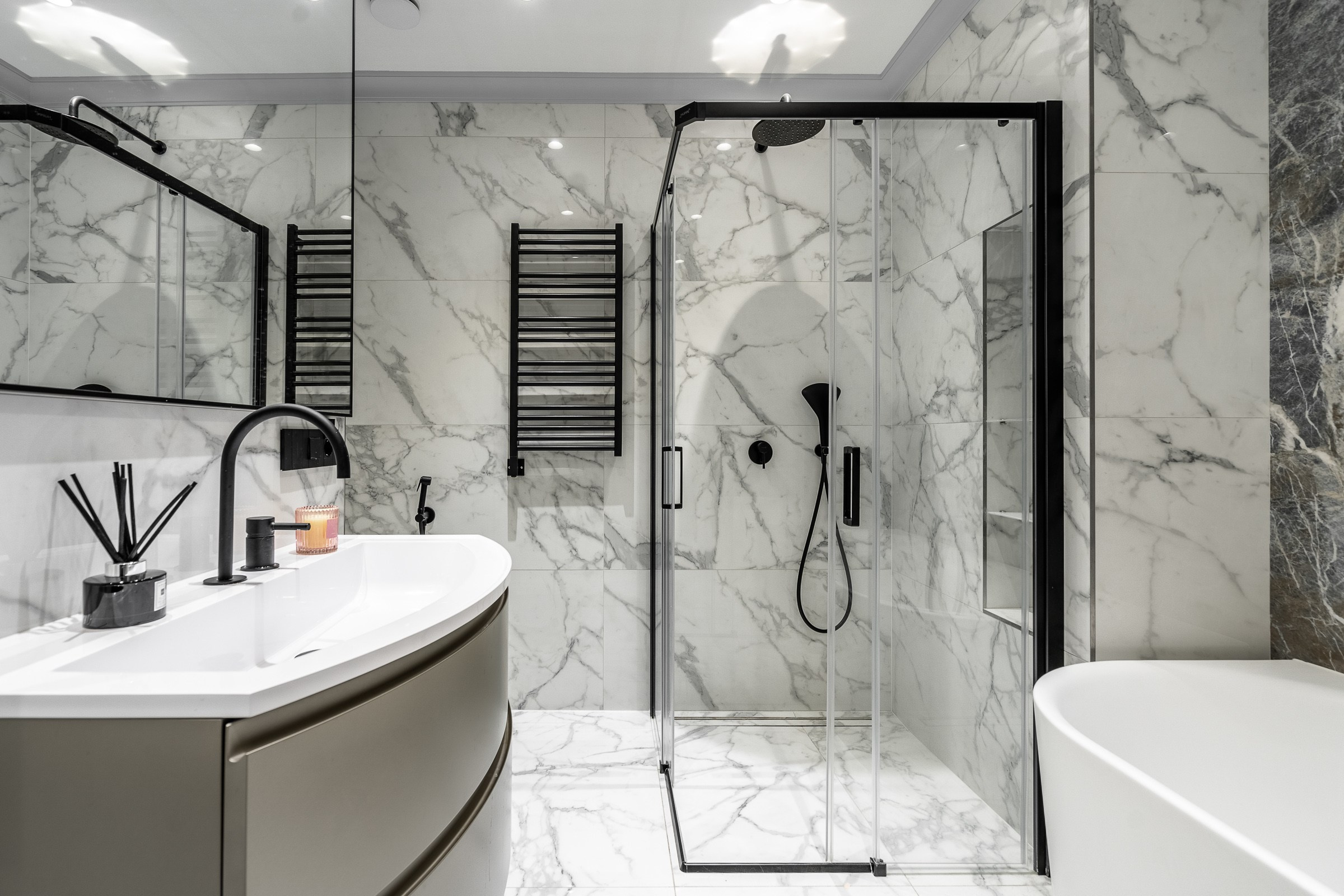 Предпродажная подготовка квартиры на Кирочной с хоумстэйджингом