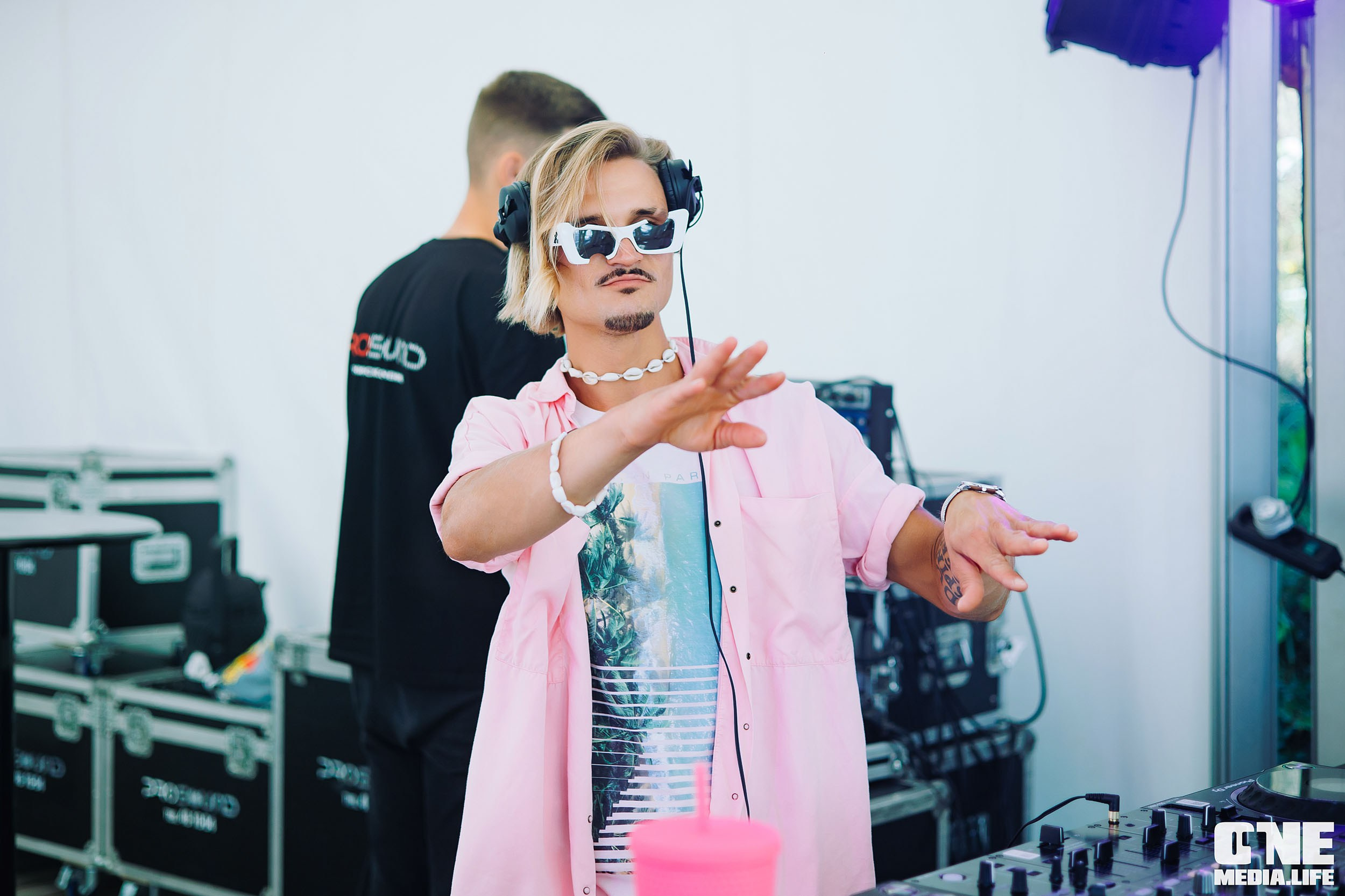 CULT — electronic music festival. Day II. One Media Life: фоторепортажи, фотоотчеты с мероприятий и заведений