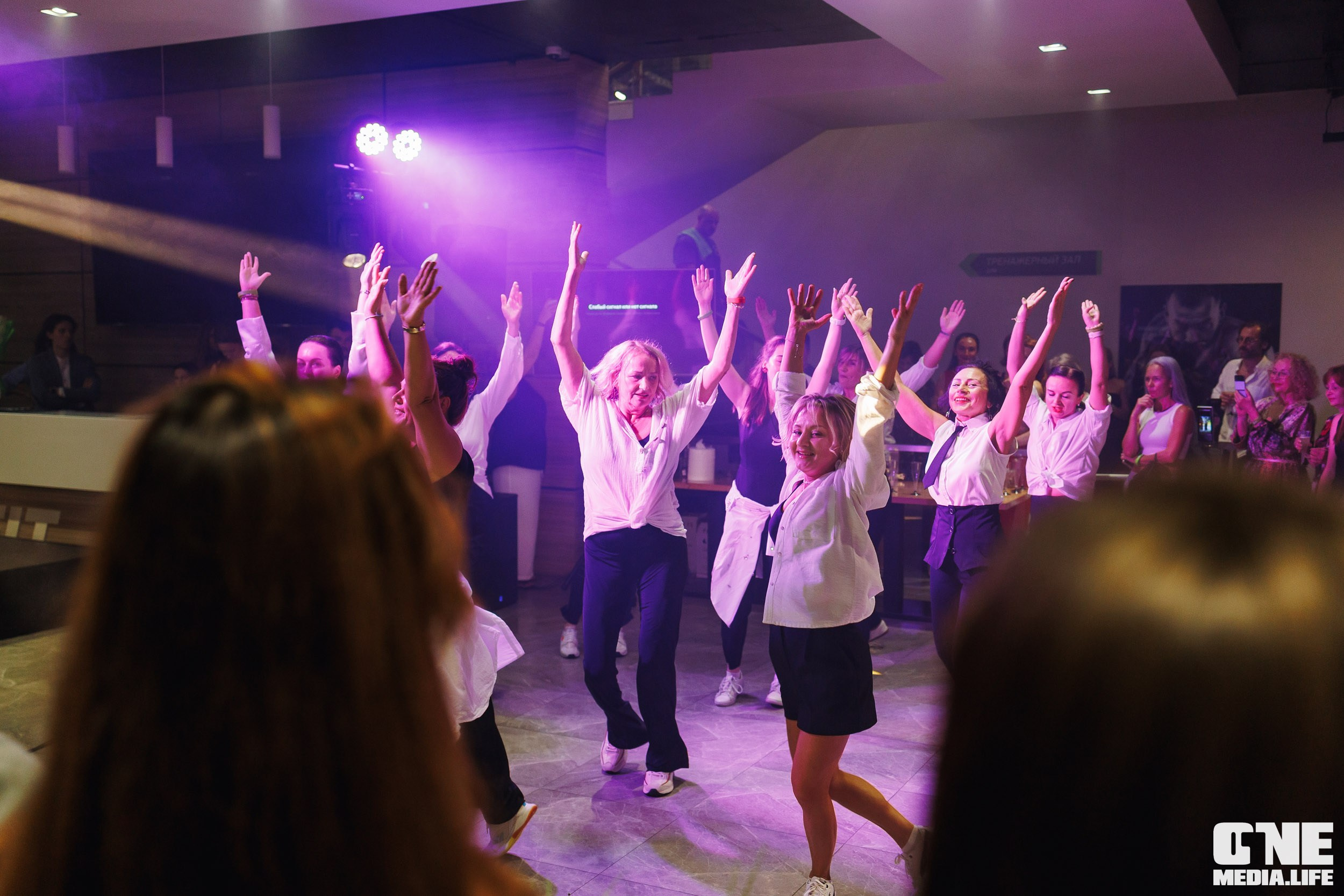 Фоторепортаж с 5-летия фитнес-клуба X-Fit. One Media Life: фоторепортажи, фотоотчеты с мероприятий и заведений