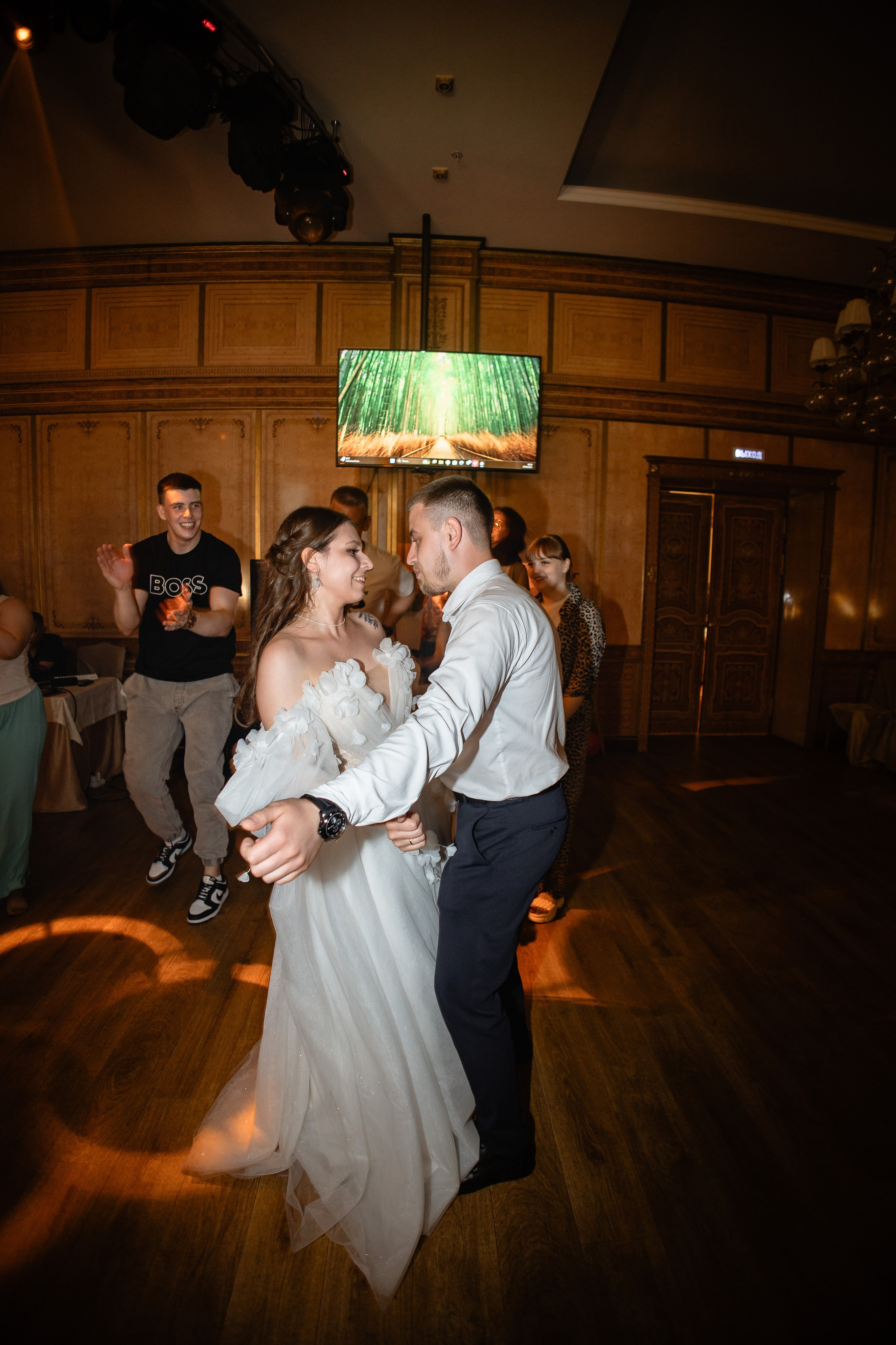 Анонс свадьбы Александр & Элеонора. Свадебный фотограф Михаил Александров