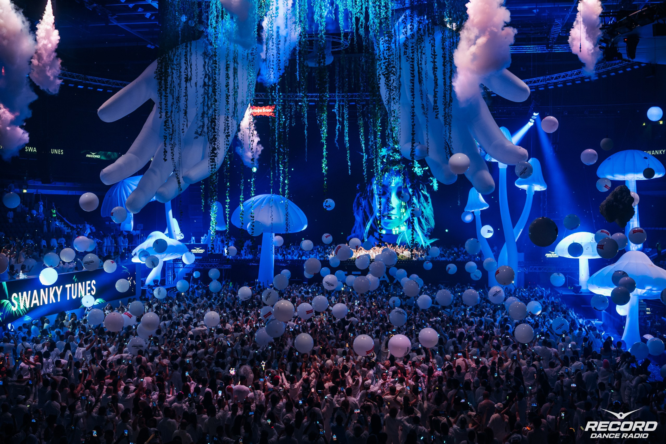 БЕЛАЯ. Репортажный фотограф Санкт-Петербург