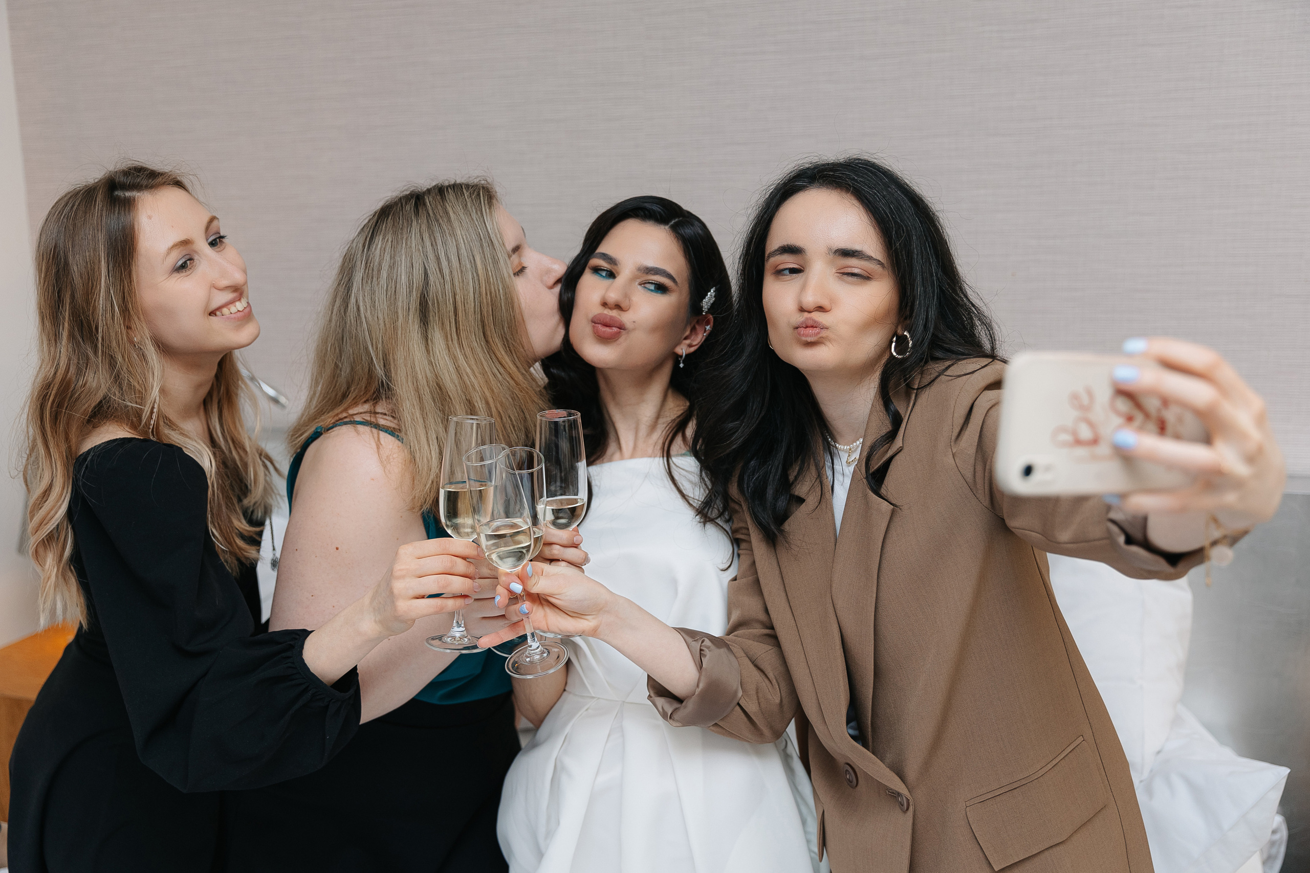 Девичник для Леры. Свадебный фотограф Москва Саша Серегина (Сашина)