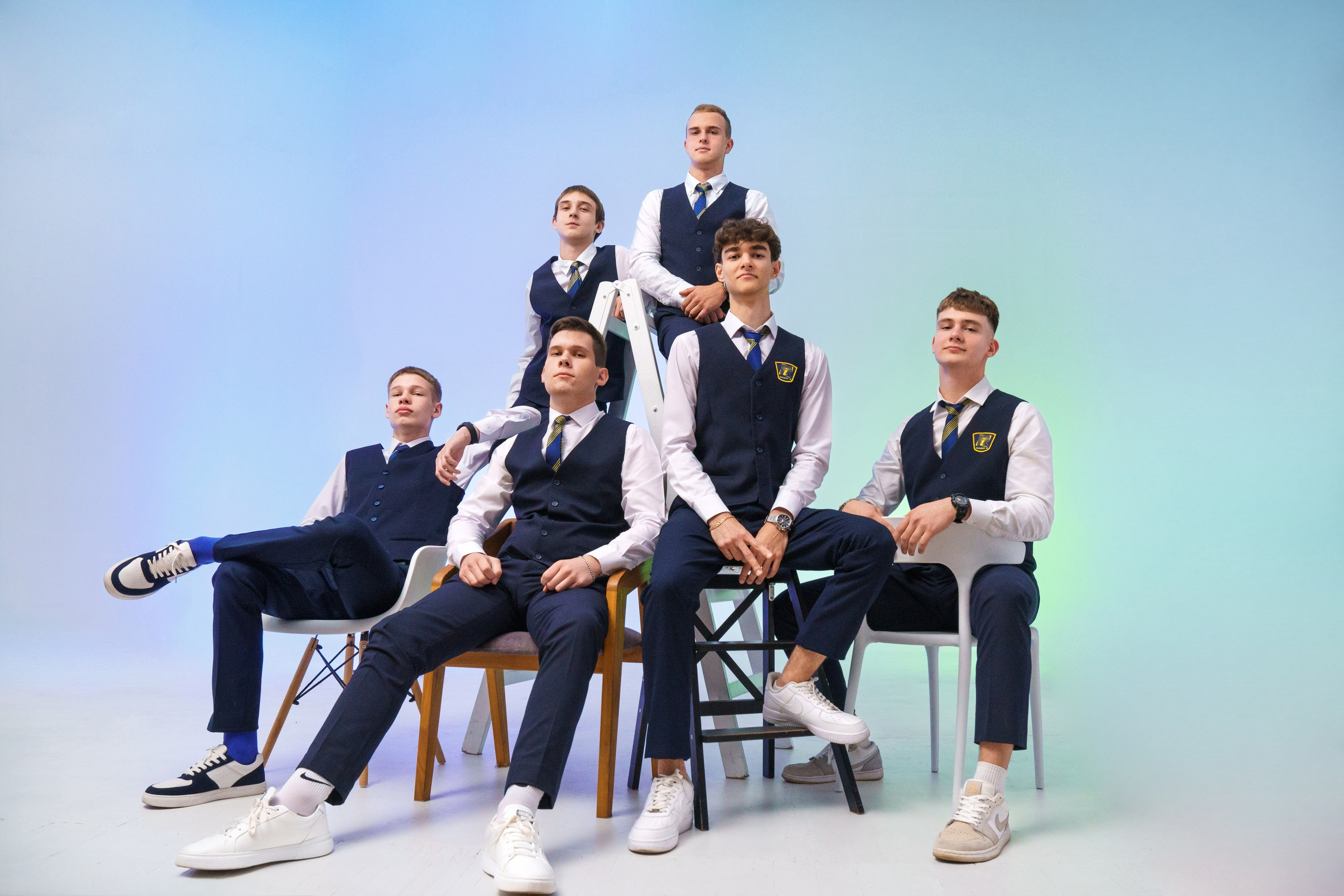 Локация для коллективных кадров № 1. Выпускные альбомы клевербук Воронеж