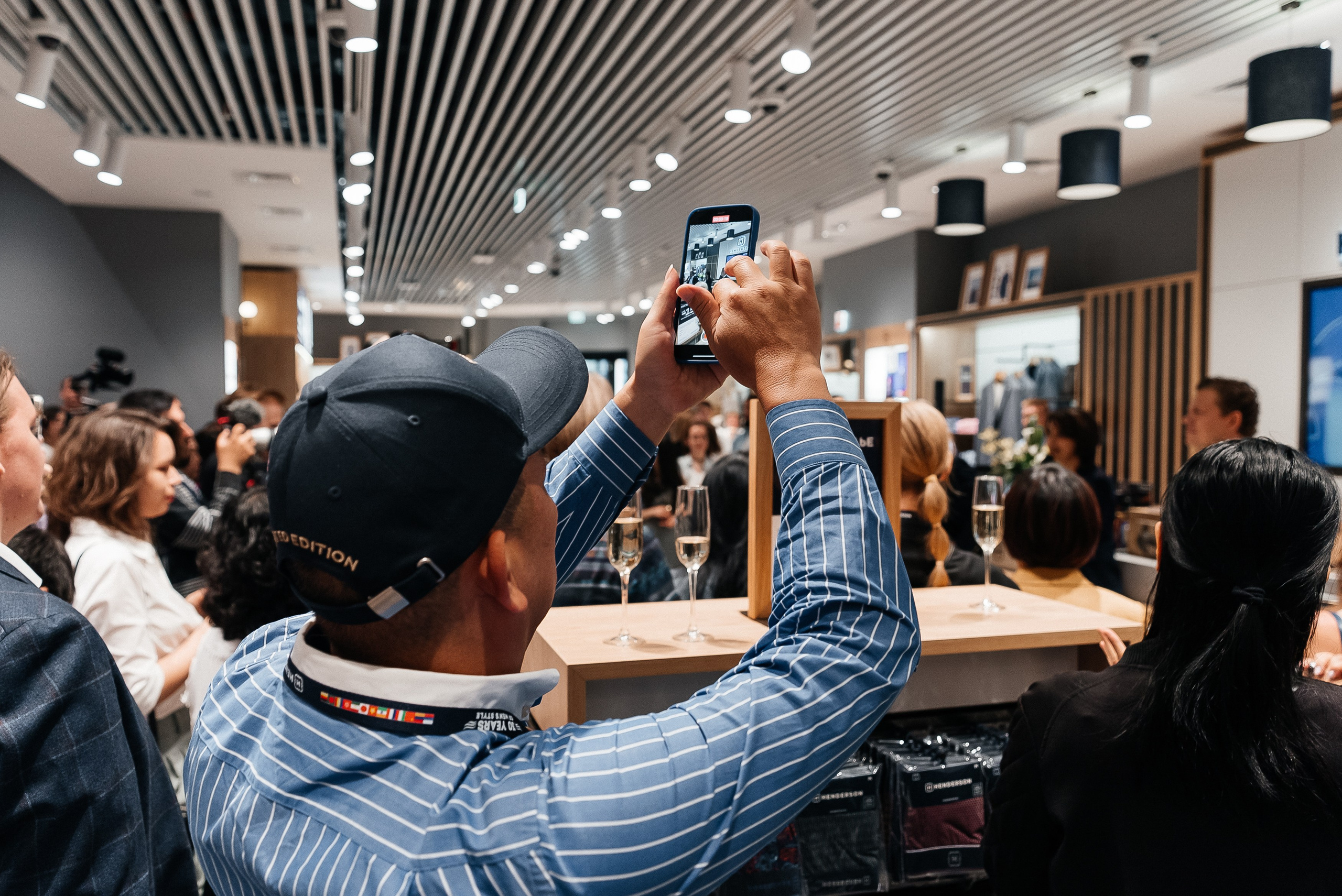 Henderson. Павел Краснов — Свадебный и репортажный фотограф в Москве