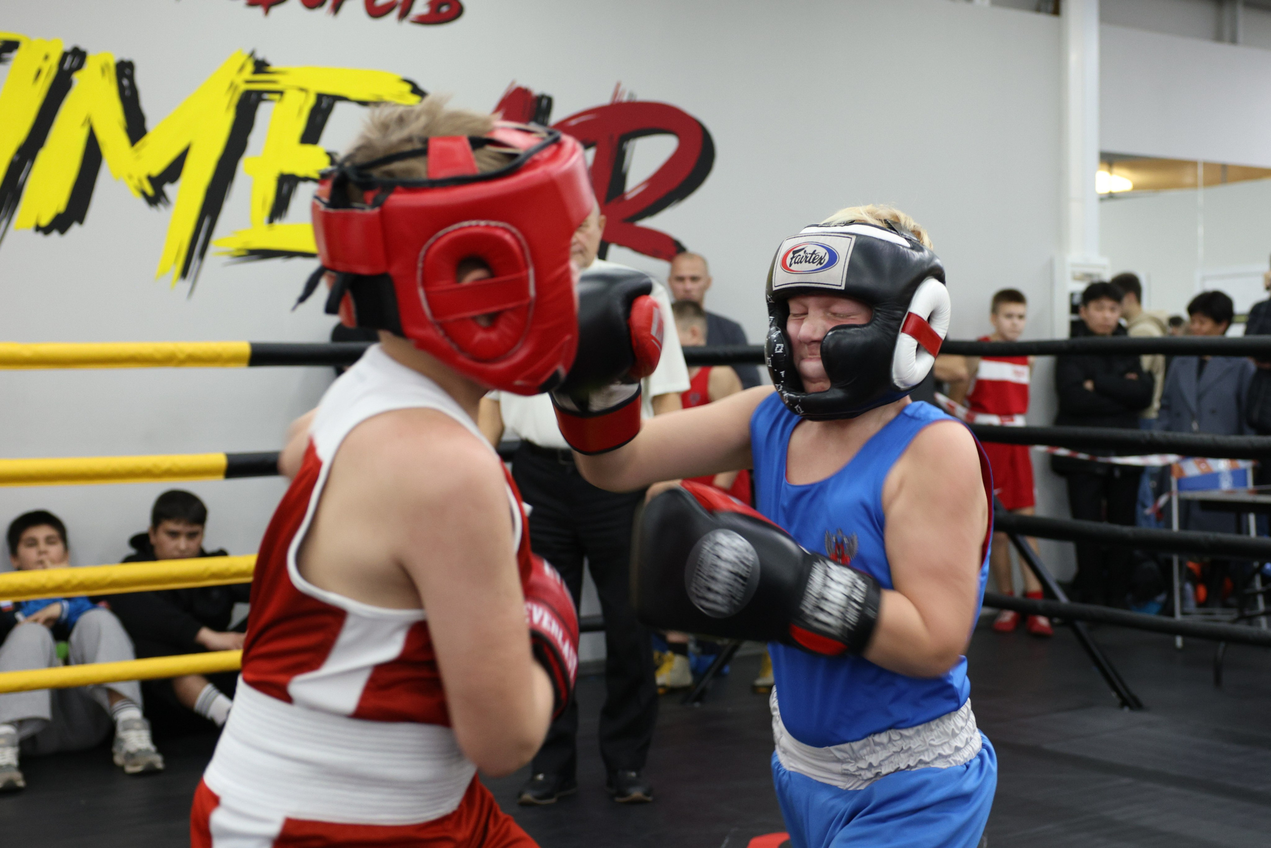 Открытый ринг «кубок ООО «ТЭК НеваСпецТяж». Фотограф Александр Заломаев