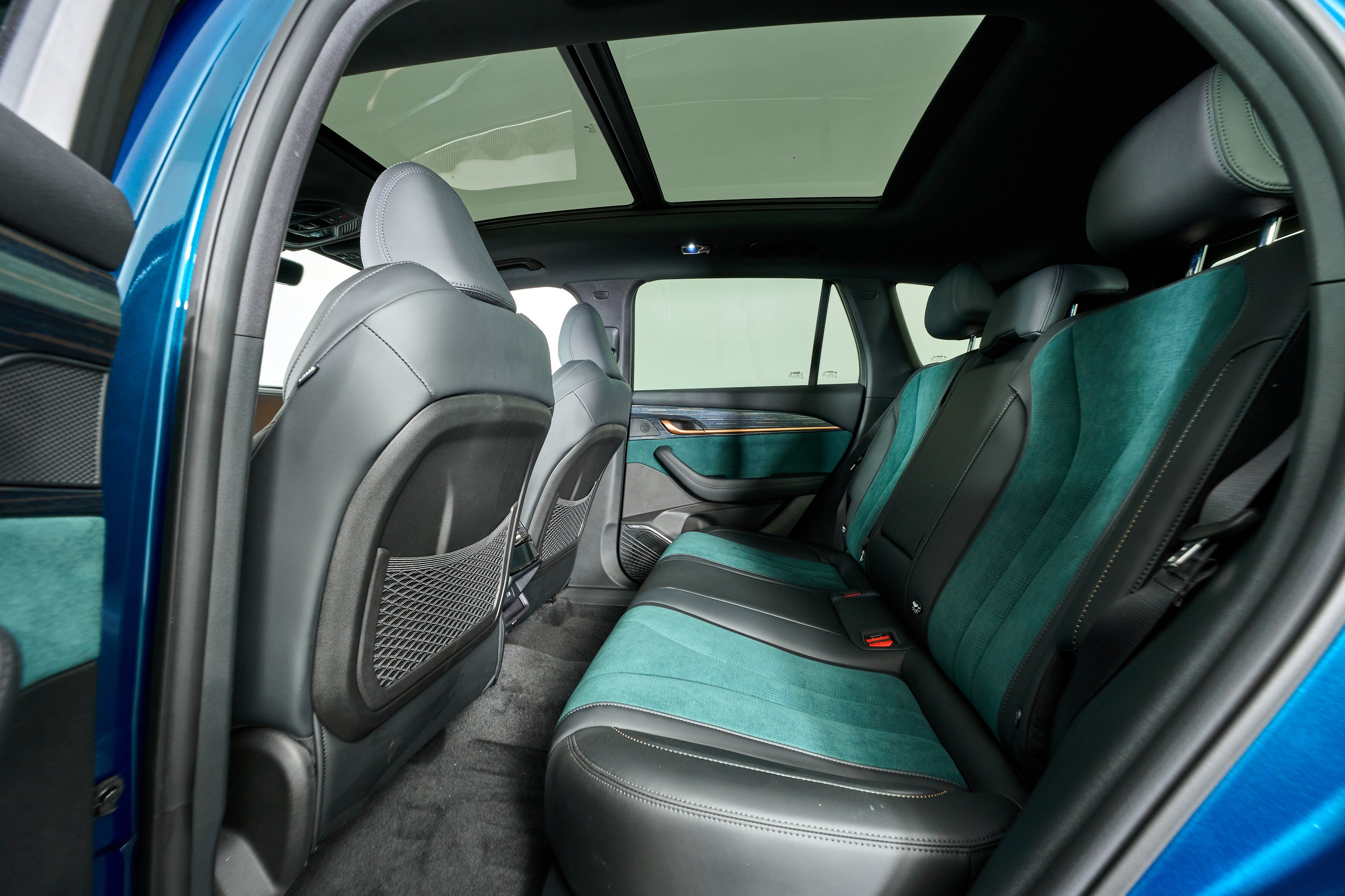 Geely Monjaro. Фотограф Николай Прокофьев модельные тесты в Москве