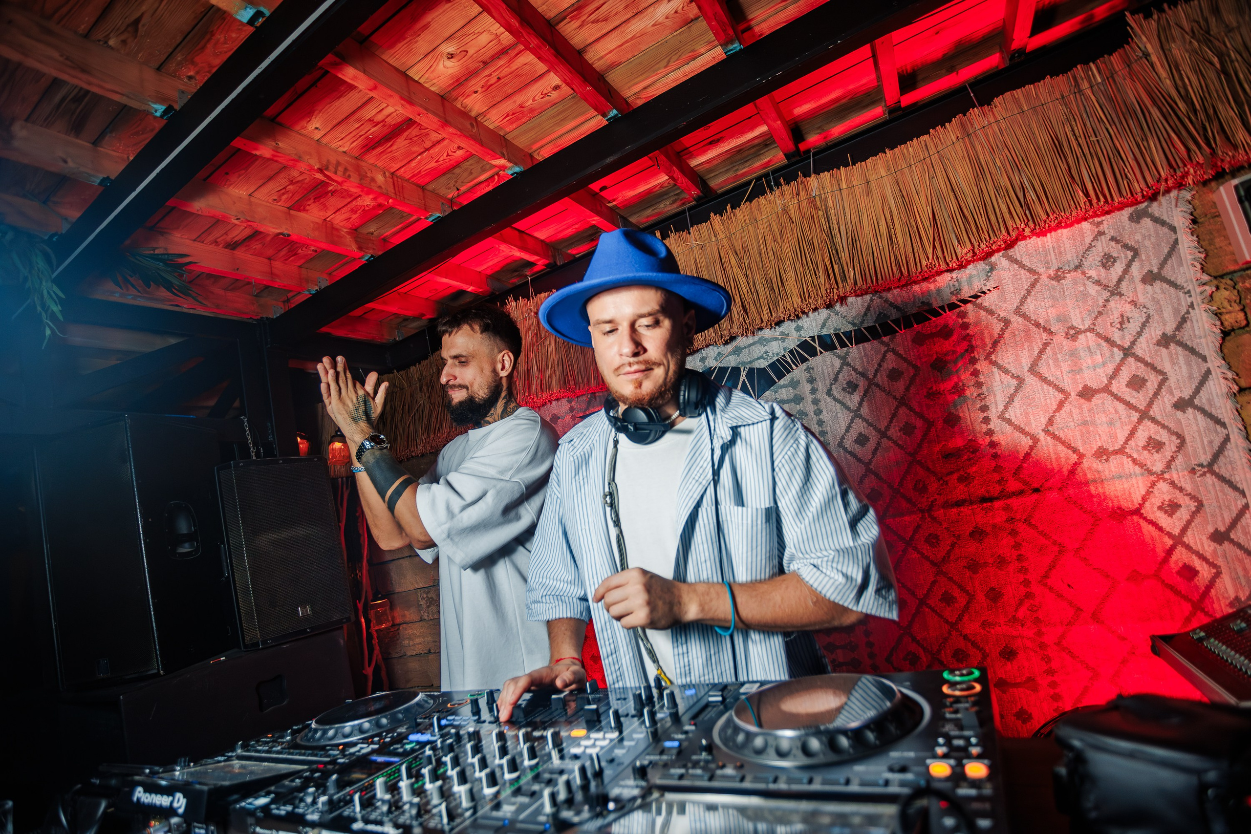 «Шура"_Чайка на пляже_Ялта_18.07.2025 г. Аминов Руслан | Фотограф