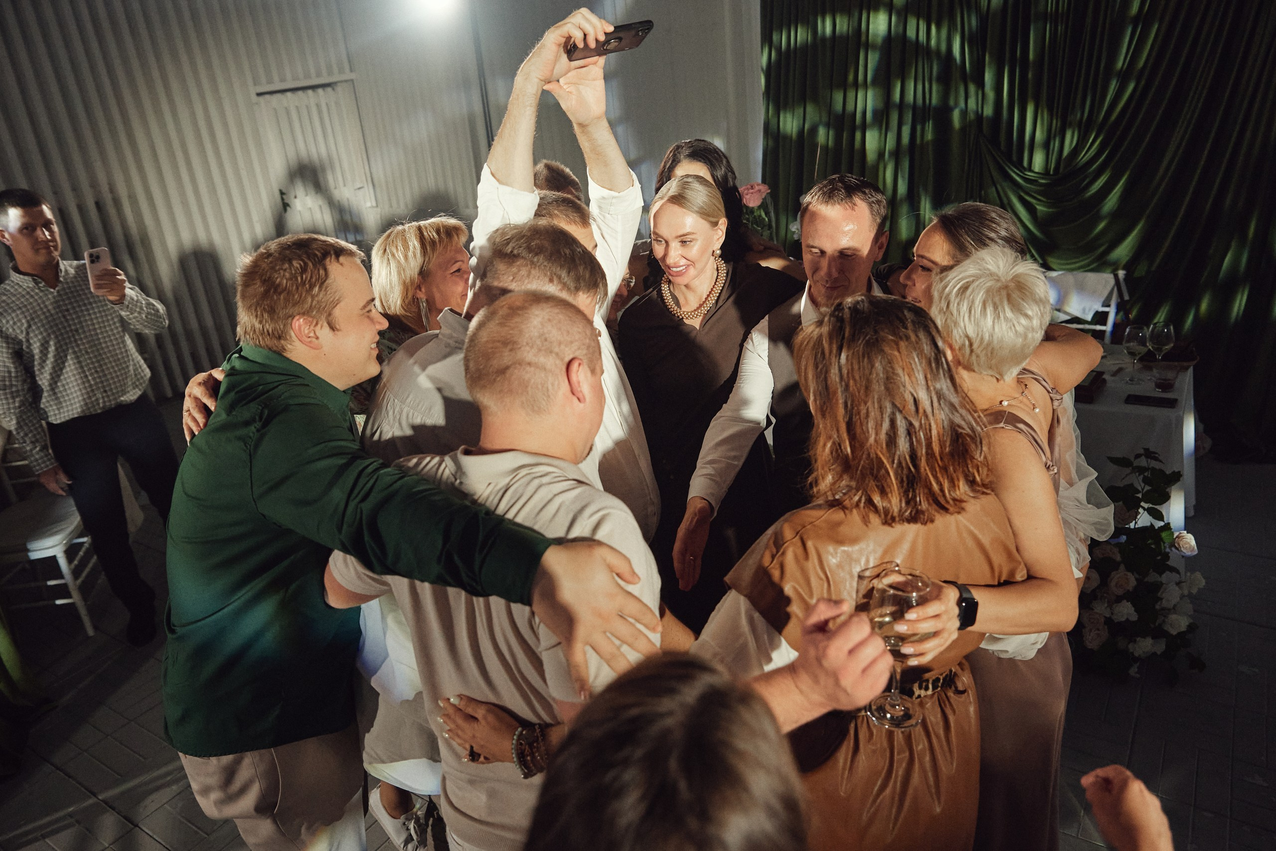 Счастье здесь. Свадебный фотограф Антон Артюшин. Работаю в Нижнем Новгороде и Москве