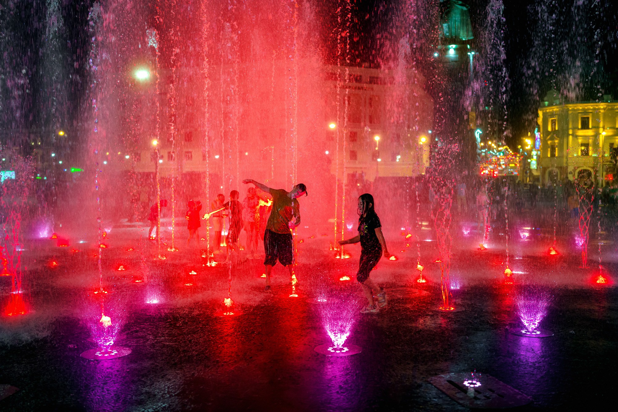 Уличная фотография. Андрей Кровлин — фотограф в Славянке