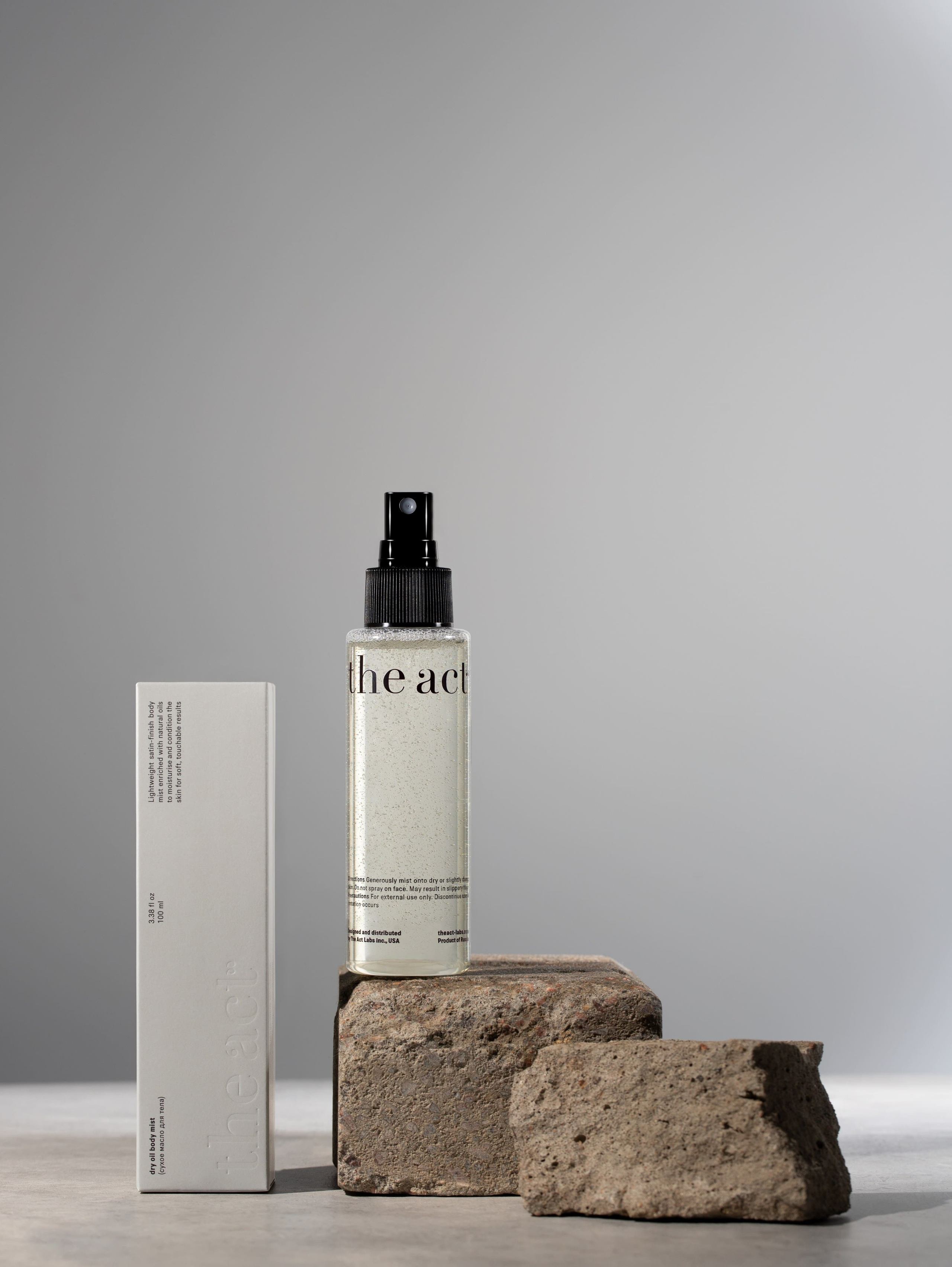 Hi-end retoucher Valerie Mo