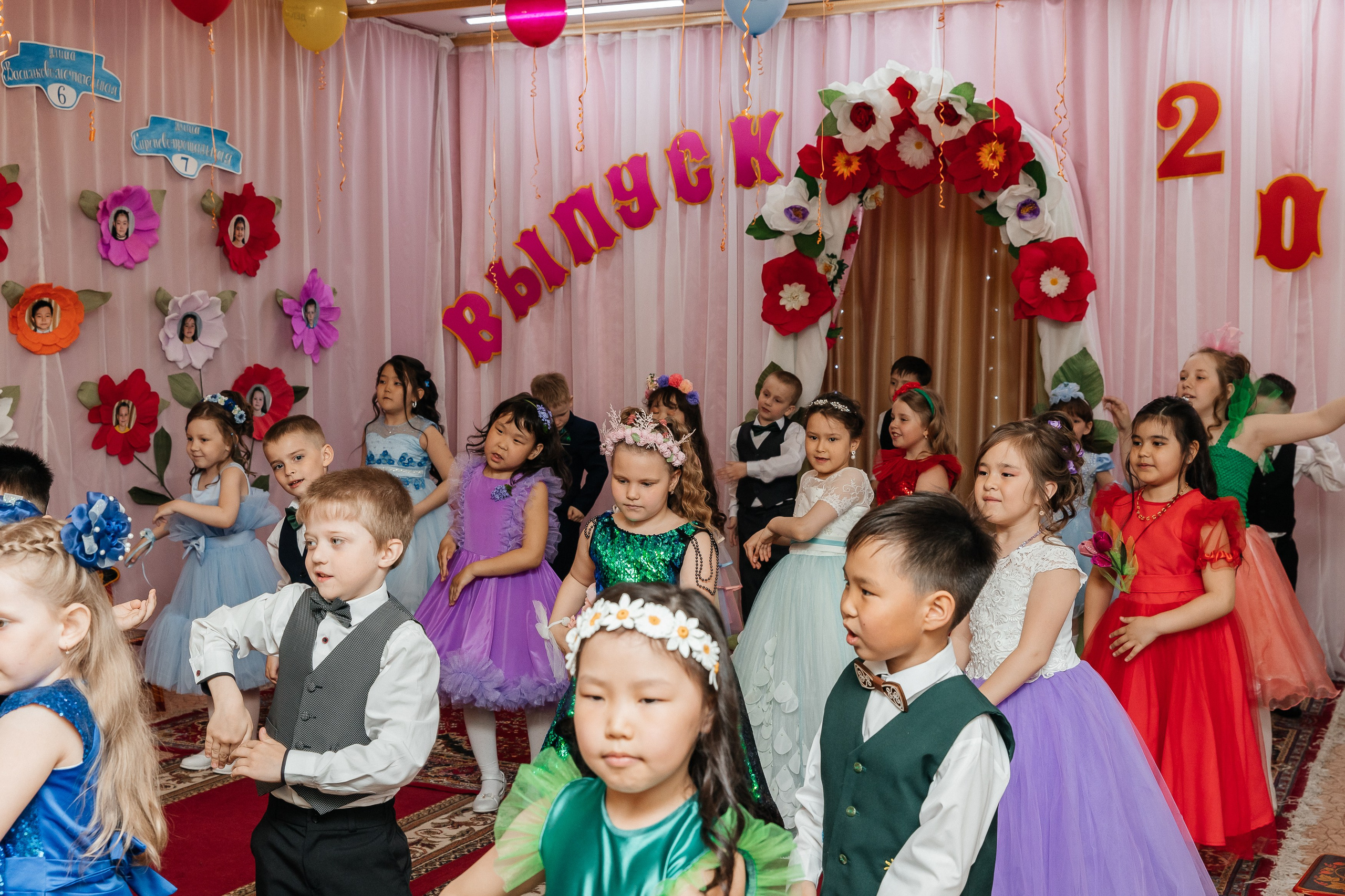 Выпускной Солнышко 2023. Воронистая Анастасия. Фотограф Якутия, Томпонский район