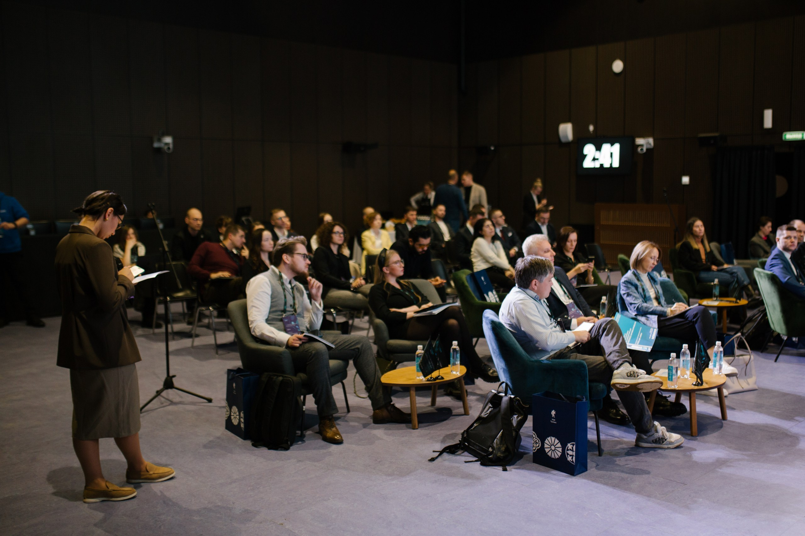 Innoweek 23. Фотограф мероприятий, персональные съемки в Москве Владиславлева Настя