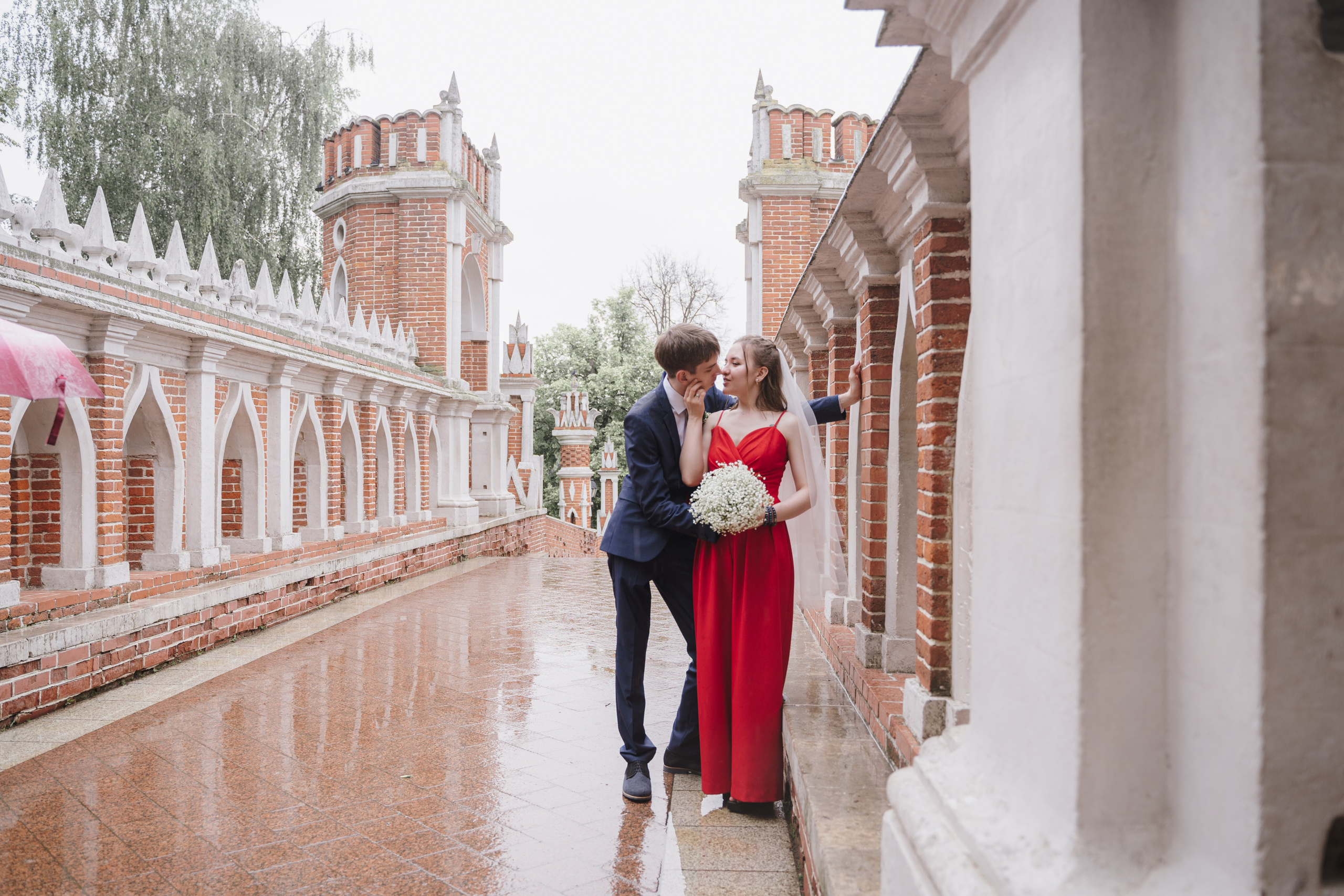 Гоша & Женя | Роспись, прогулка под дождем. Свадебный фотограф Москва Инесса Зверева