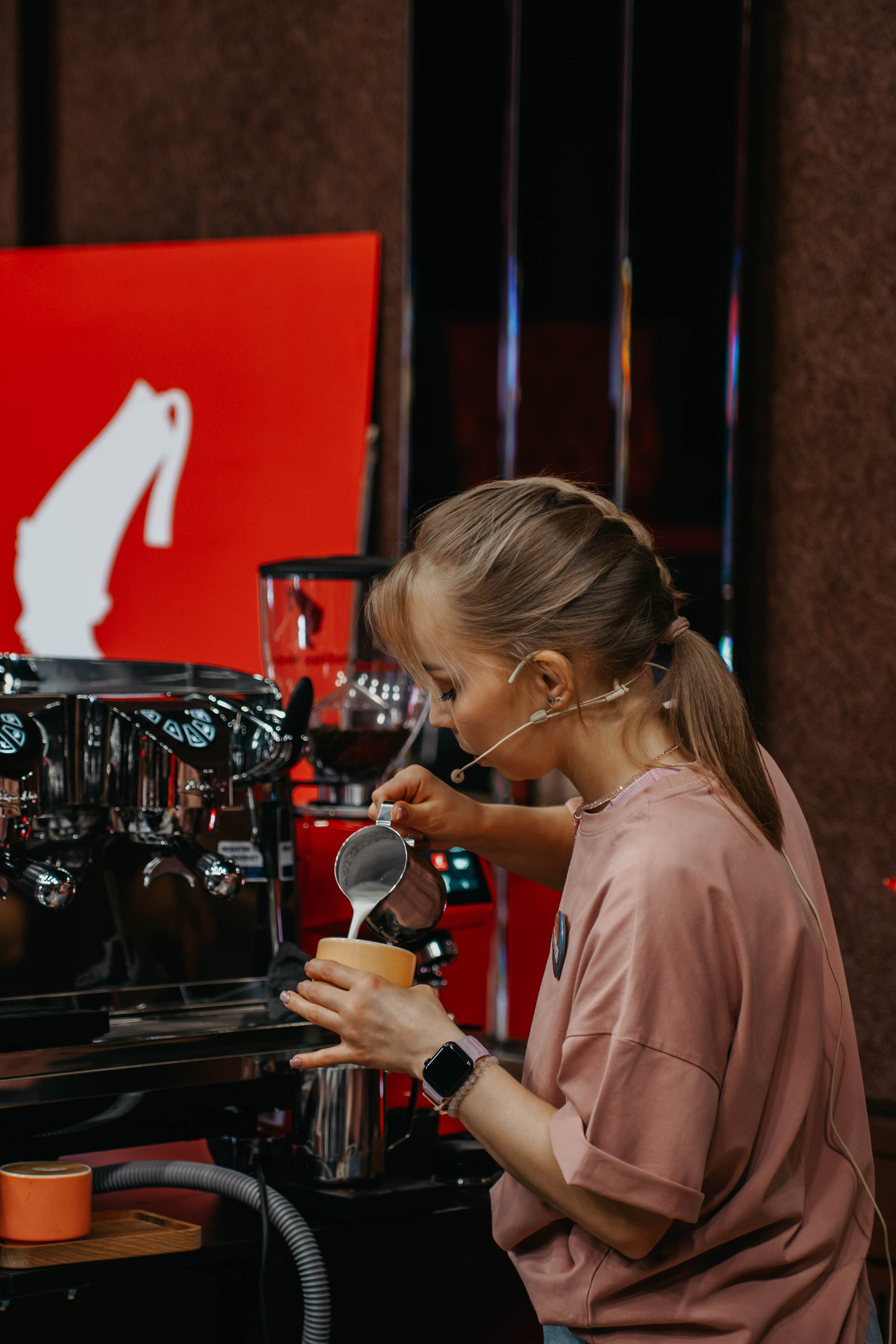 JM Barista Skills 24'. Фотограф, видеограф и пилот дрона на Байкале