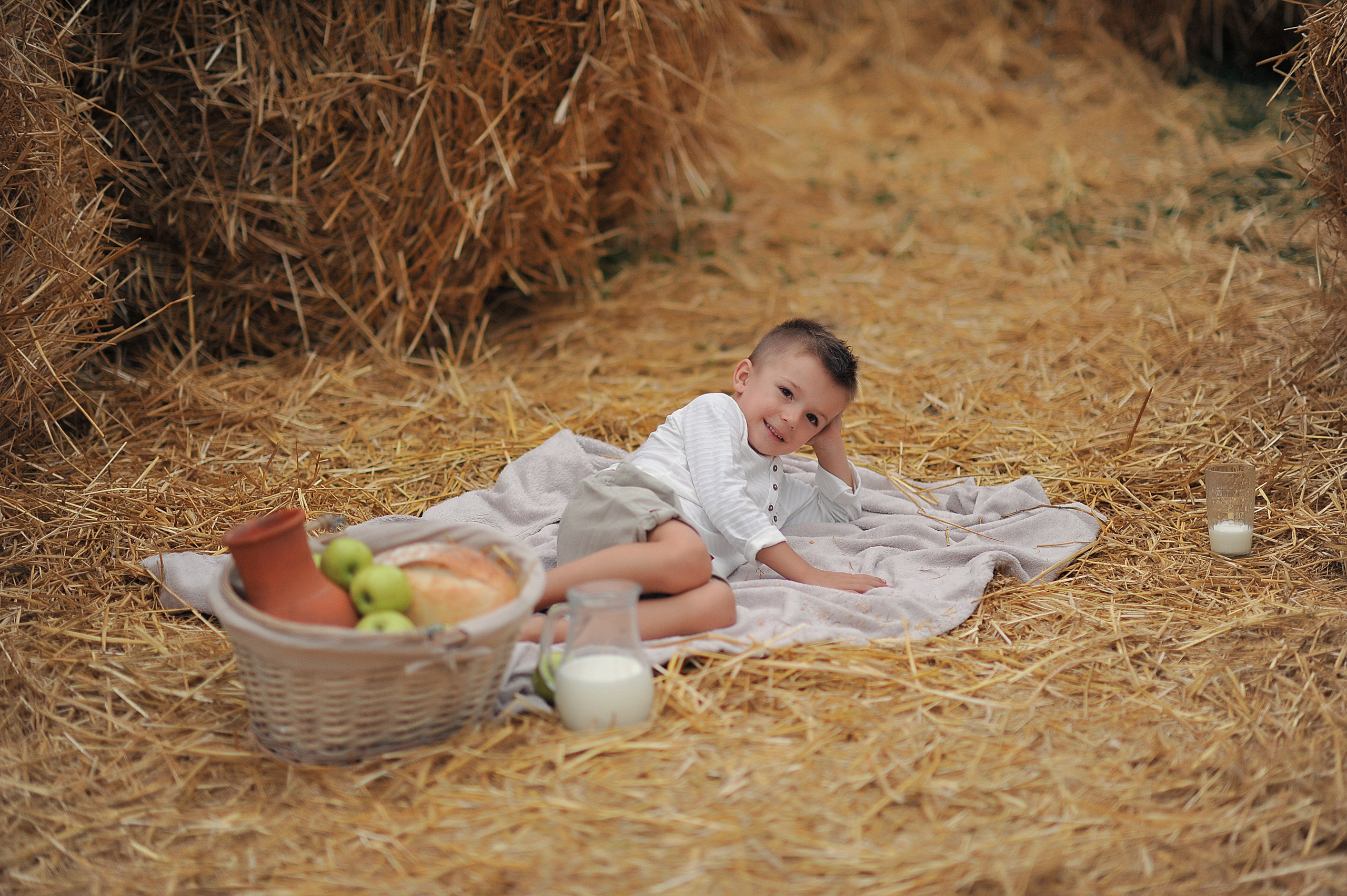 Юля & Маша & Тёма. Свадебный и семейный фотограф в Москве и Европе Евгения Амелина