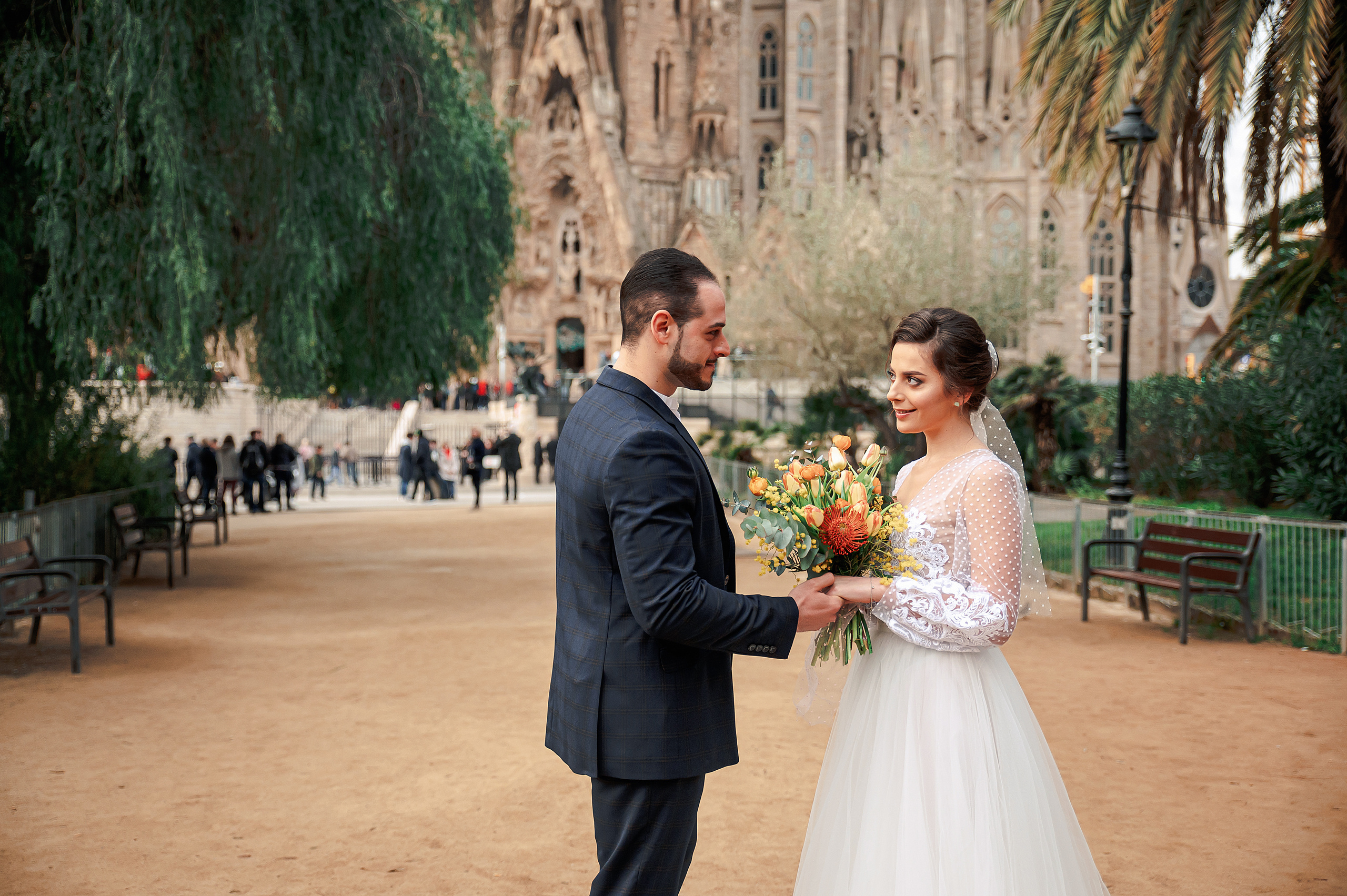 Выездная регистрация в Барселоне. Свадебный и семейный фотограф в Москве и Европе Евгения Амелина