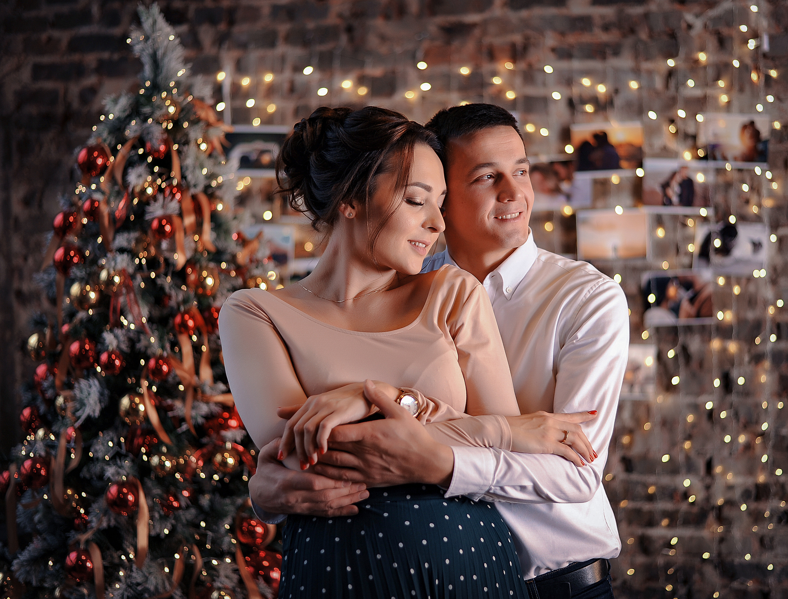 Новогодгняя фотосессия парня и девушки. Свадебный и семейный фотограф в Москве и Европе Евгения Амелина