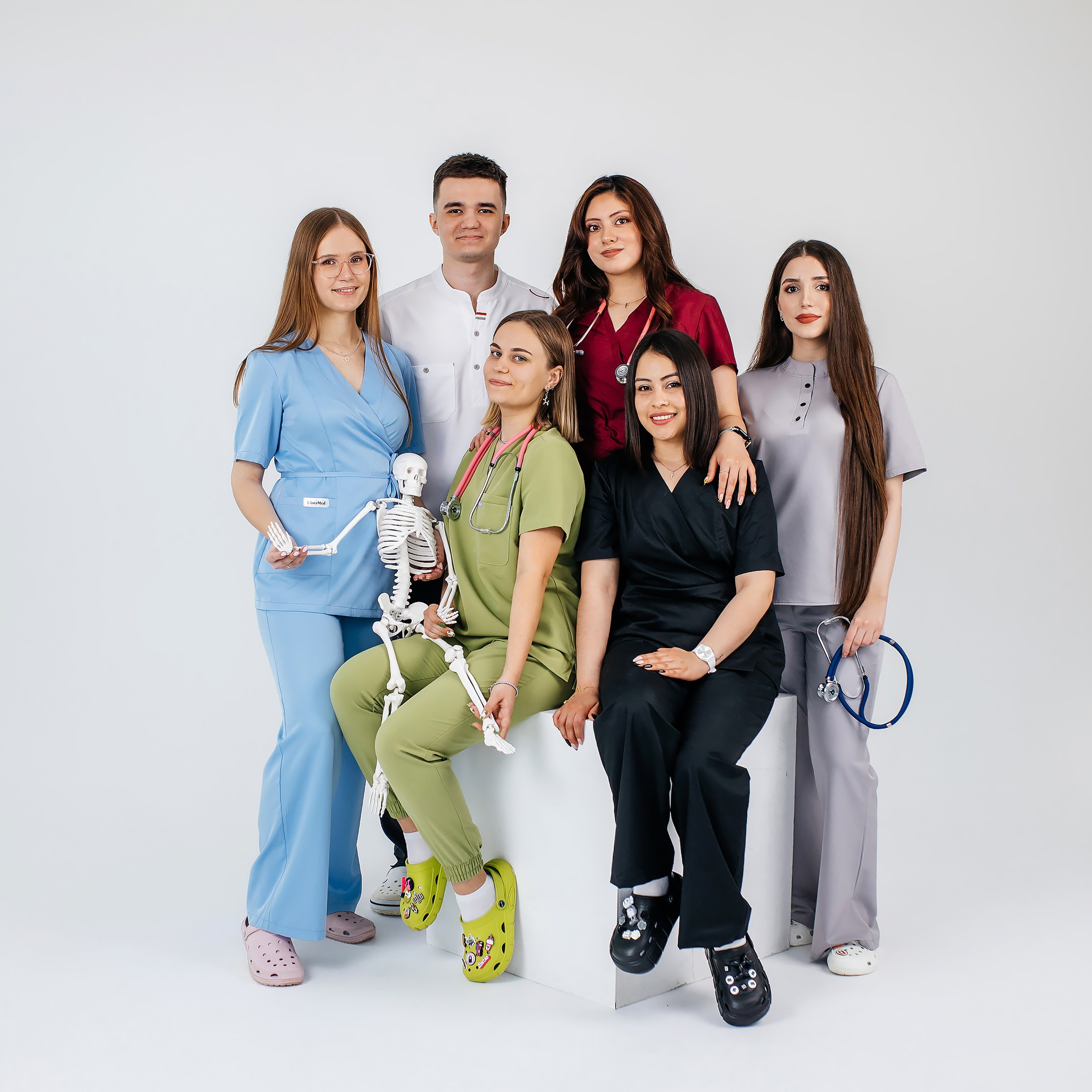 Студенты. Выпускные альбомы