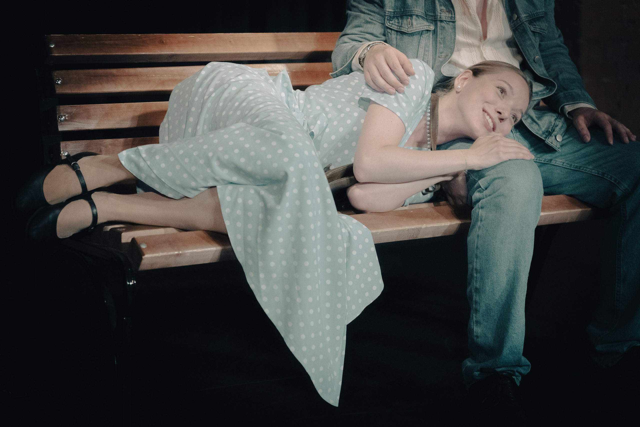 Дура ненормальная. Фотограф и оператор в Москве Елизавета Коргалидзе