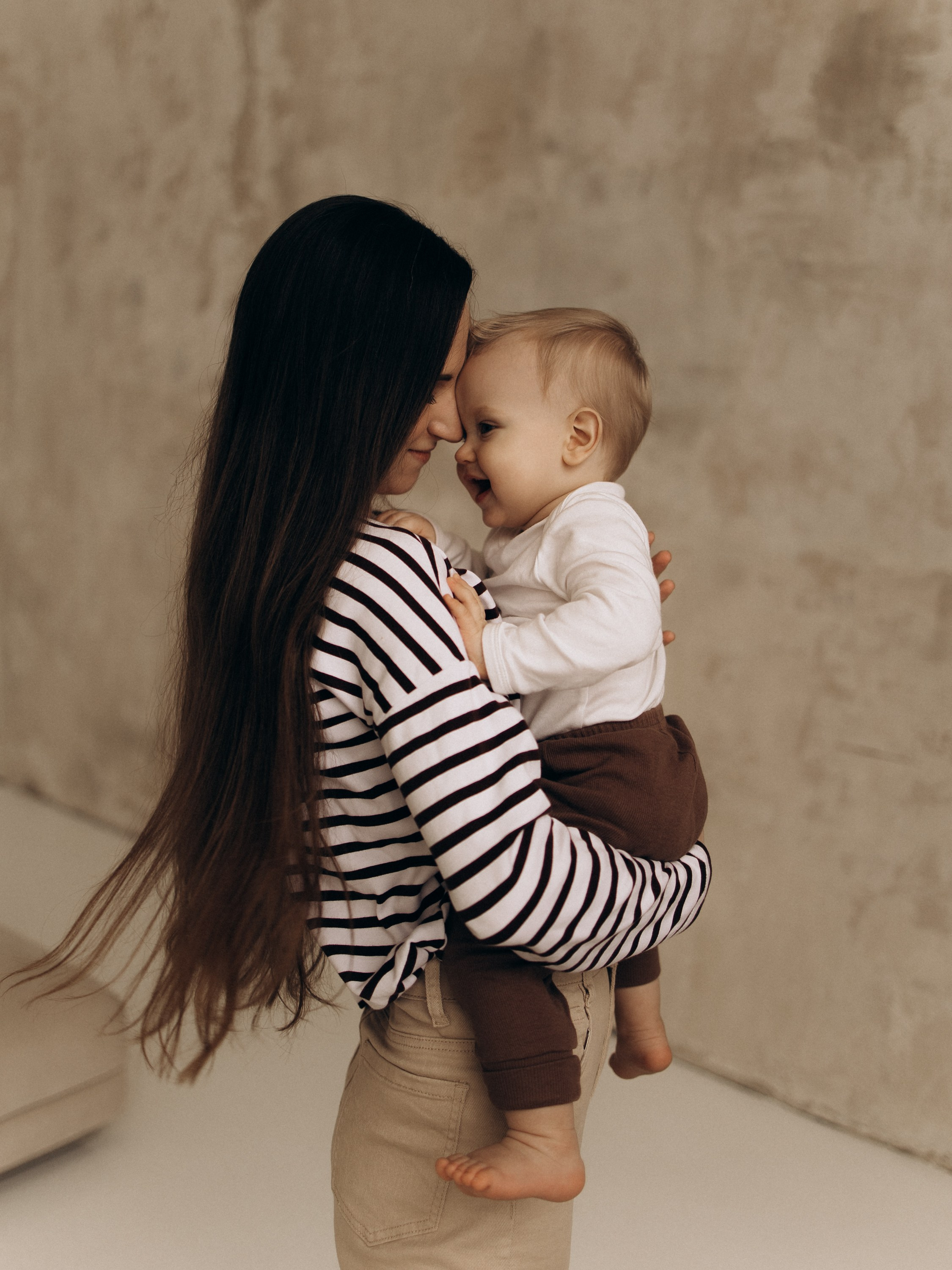 К годику Михаила — зал Песок. Семейный фотограф в Краснодаре Храмова Анна