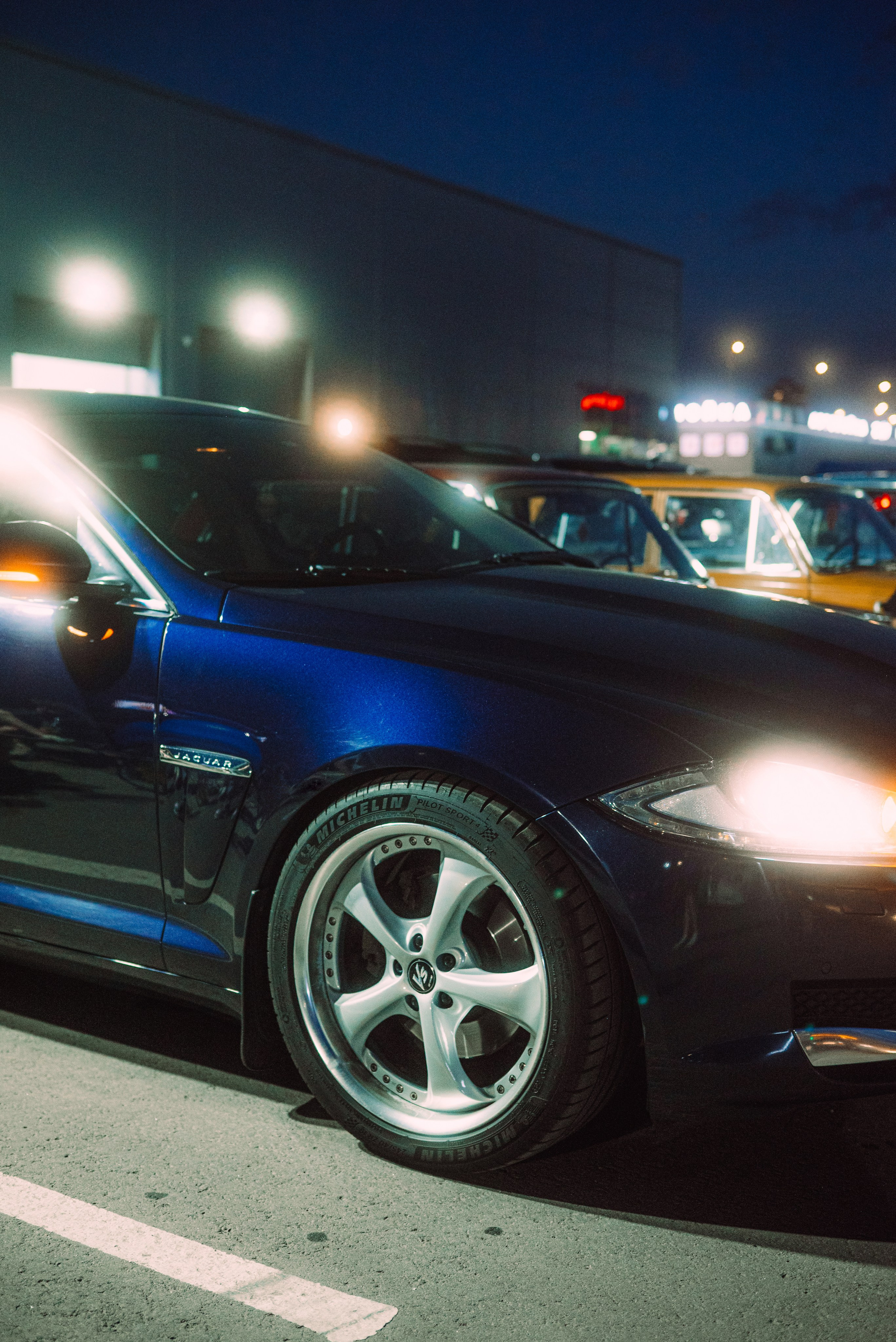 Downfly 9 июля 2025. DeLorein