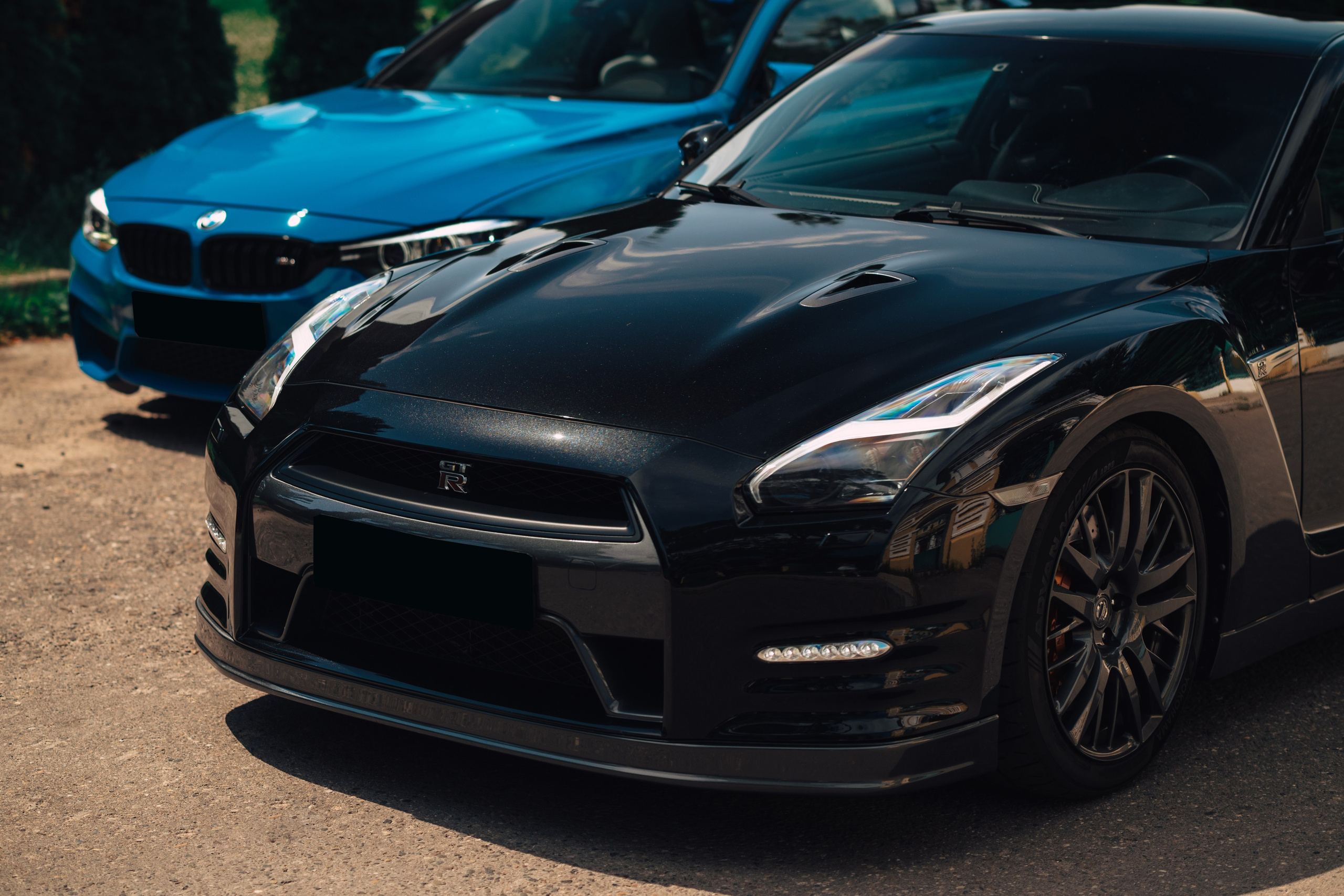 BMW M4 и GT-R 35. DeLorein