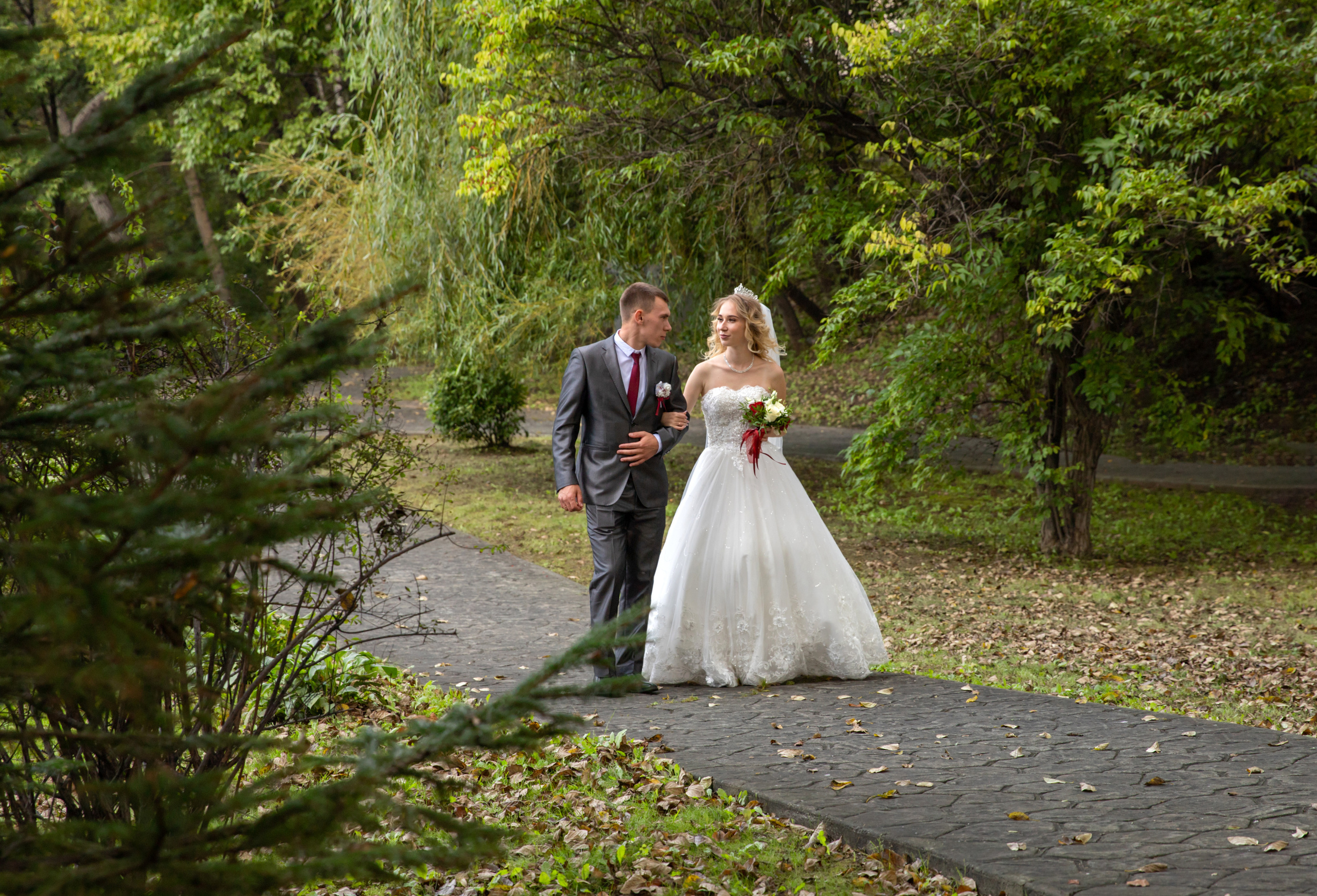 Свадебная прогулка в сентябре. Детский семейный фотограф в г. Находка Ольга Коваленко, фотостудия Memories