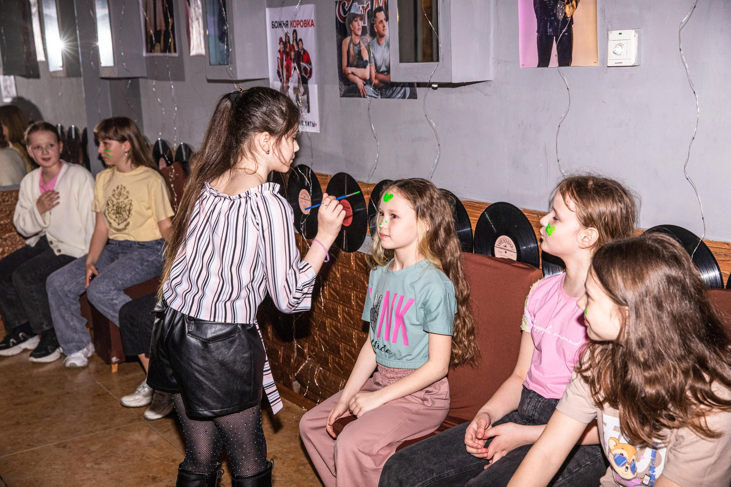 День рождения Даши, кафе Мандарин. Детский семейный фотограф в г. Находка Ольга Коваленко, фотостудия Memories