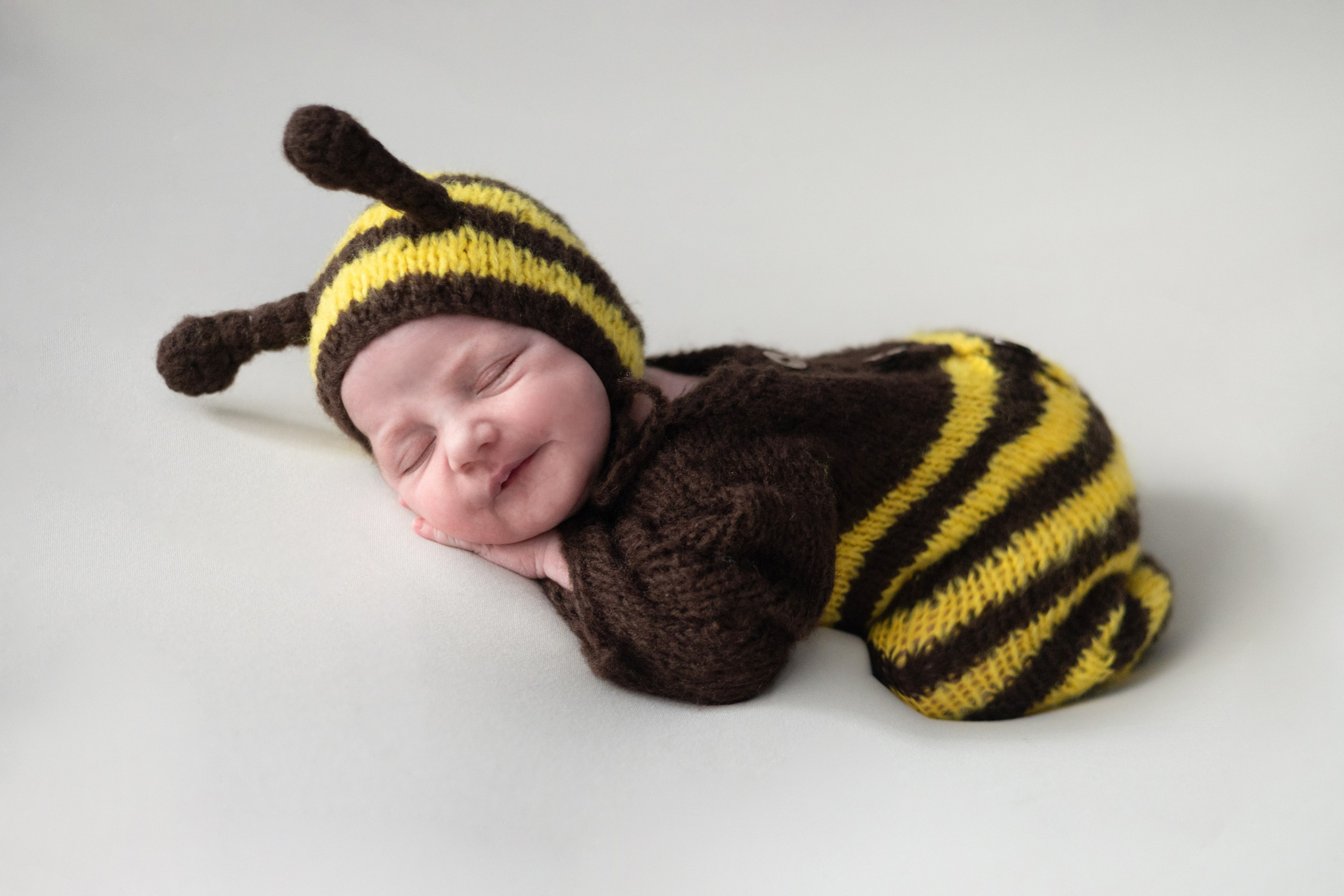 фотограф новорожденных саратов ньюборн фотосессия