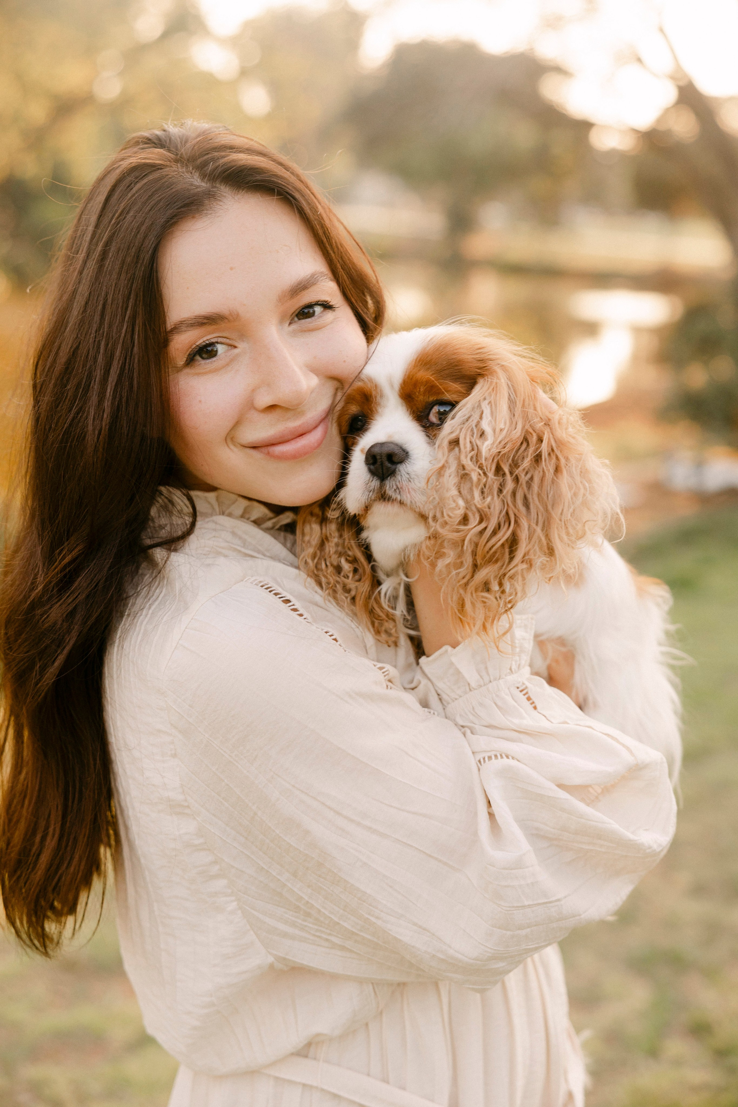 First year photoshoot inside the park (sunset). Wedding and family photographer