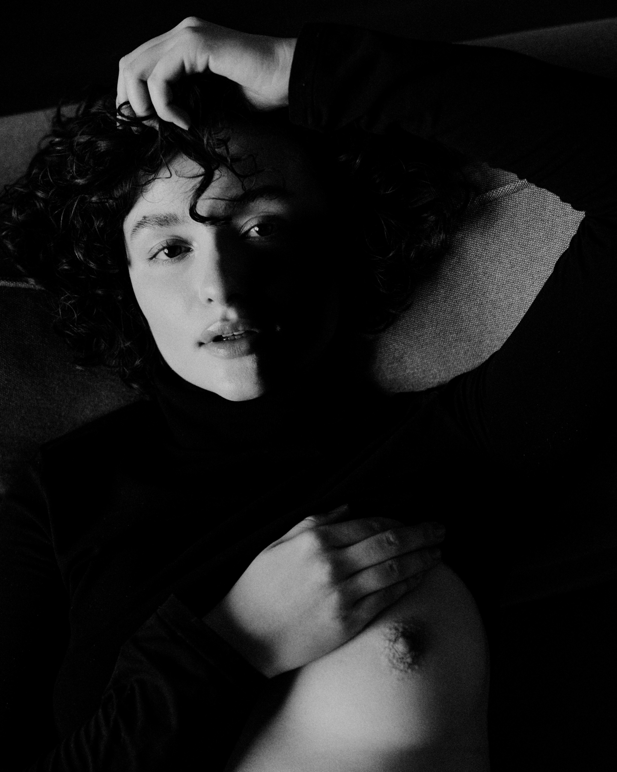 Обнажение. I am Diana, a portrait photographer. I take pictures around the world