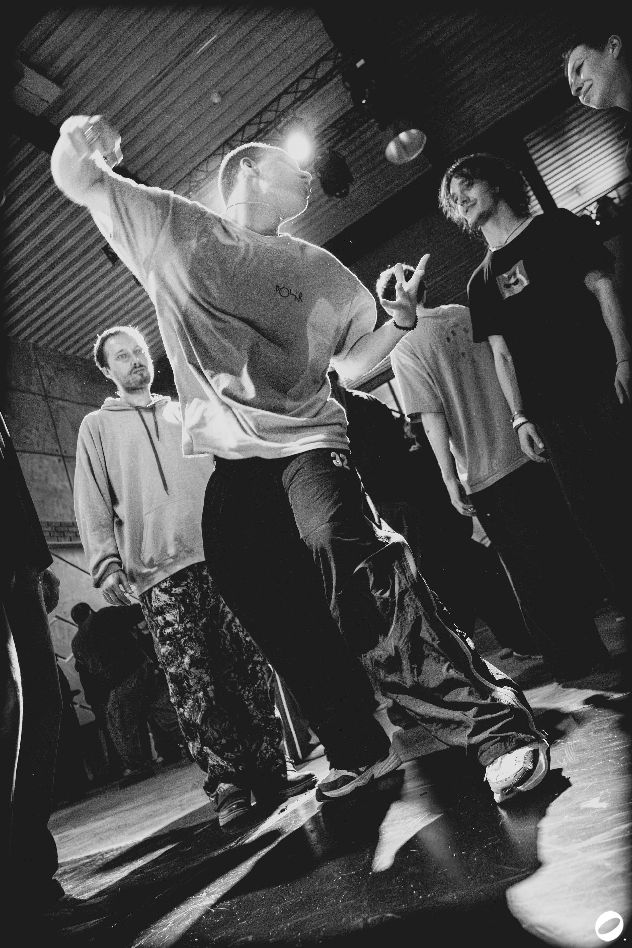 ODD.CLUB 04/04 (@youlovebu). Соня бу тебя сфоткала