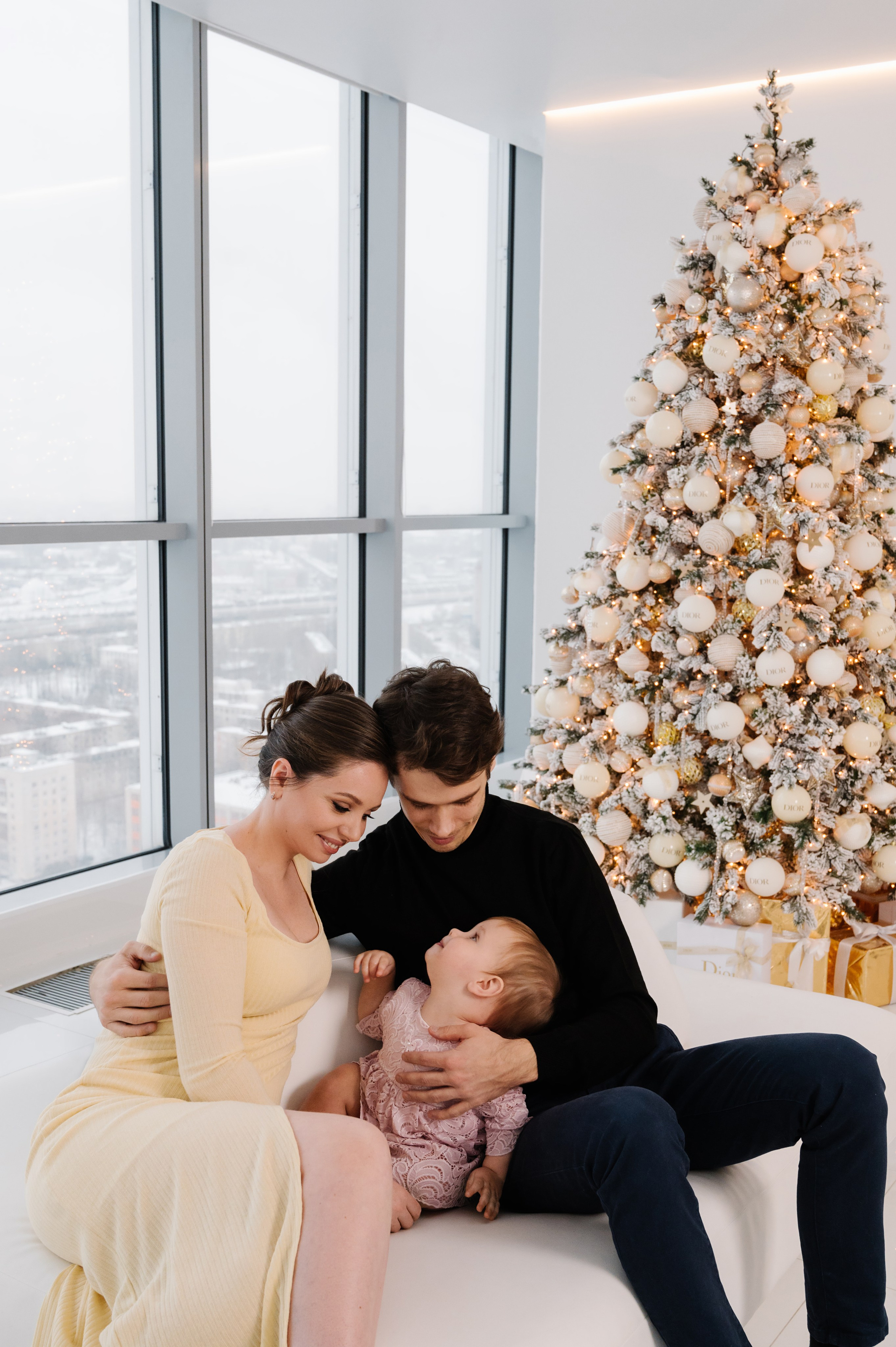 Мария. Профессиональный фотограф беременности в СПБ. Стильные фотосессии беременности в стиле минимализм и классическая фотография