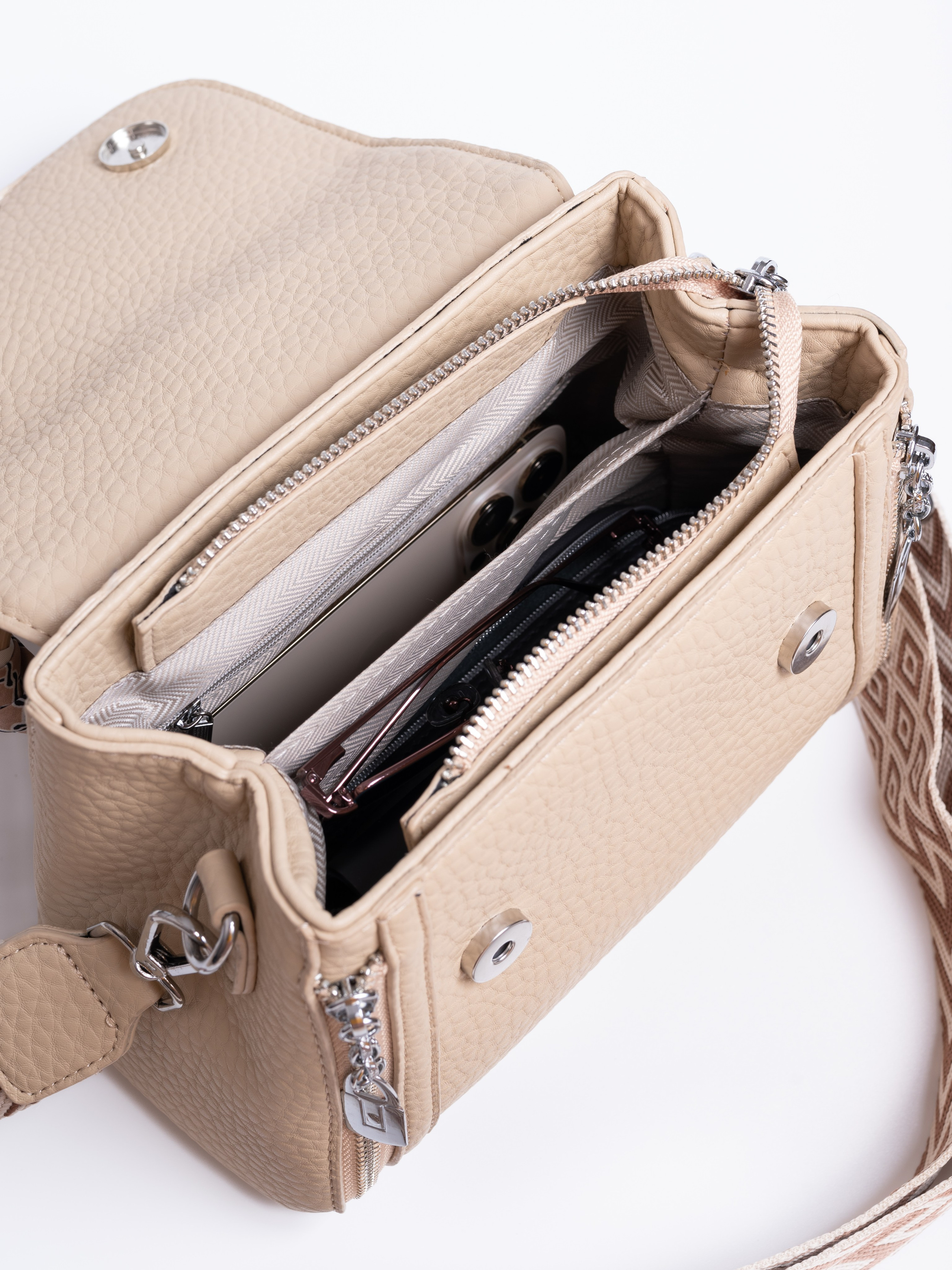 Женские сумки 1. Предметный фотограф, фото для маркетплейсов Пятигорск, КМВ