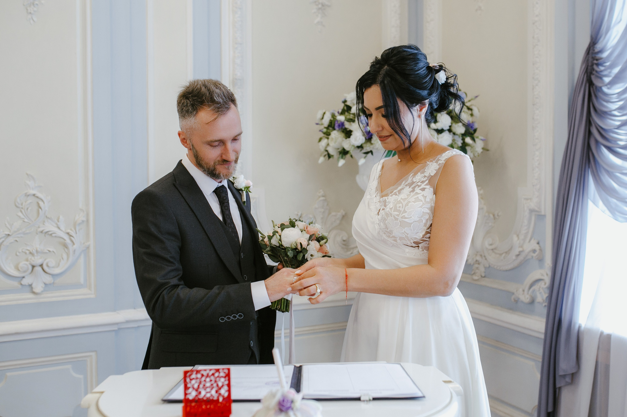 Свадьба в Питере весной. Свадебный фотограф СПБ