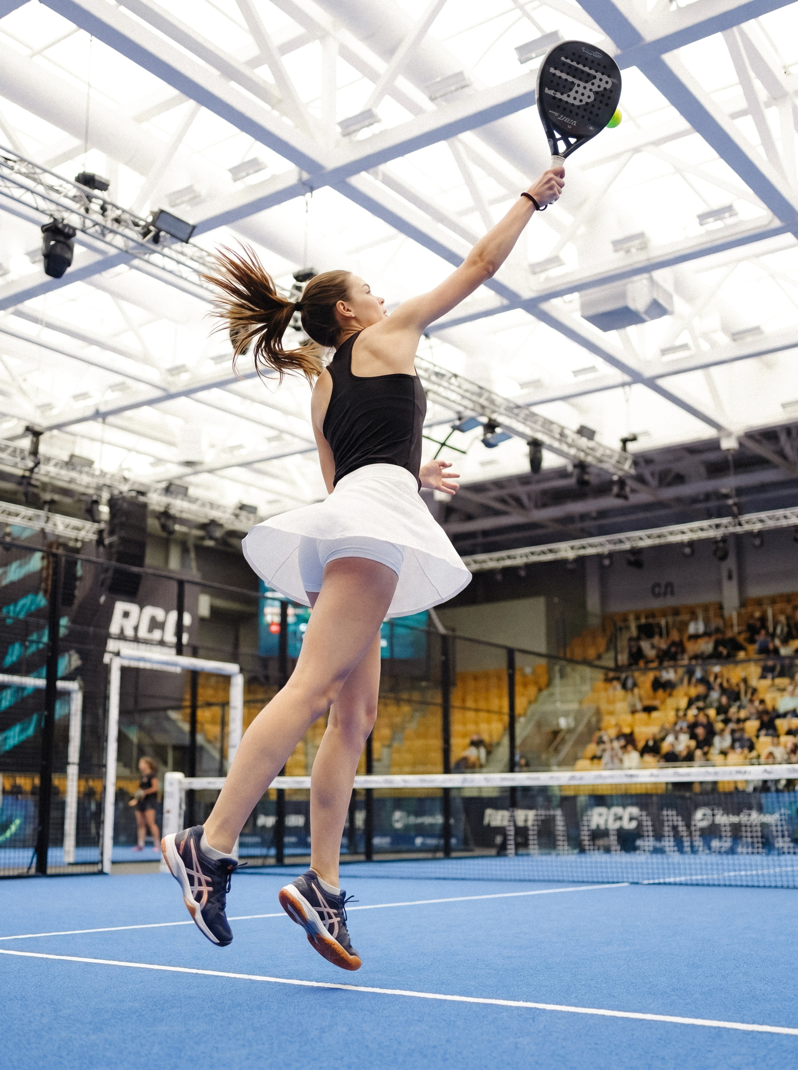 Портретная фотосессия на корте: Ульяна в Падел-арене РМК | Фотограф Екатеринбург. Фотограф Дмитрий Судаков — Свадебная и репортажная съемка в Екатеринбурге и Москве