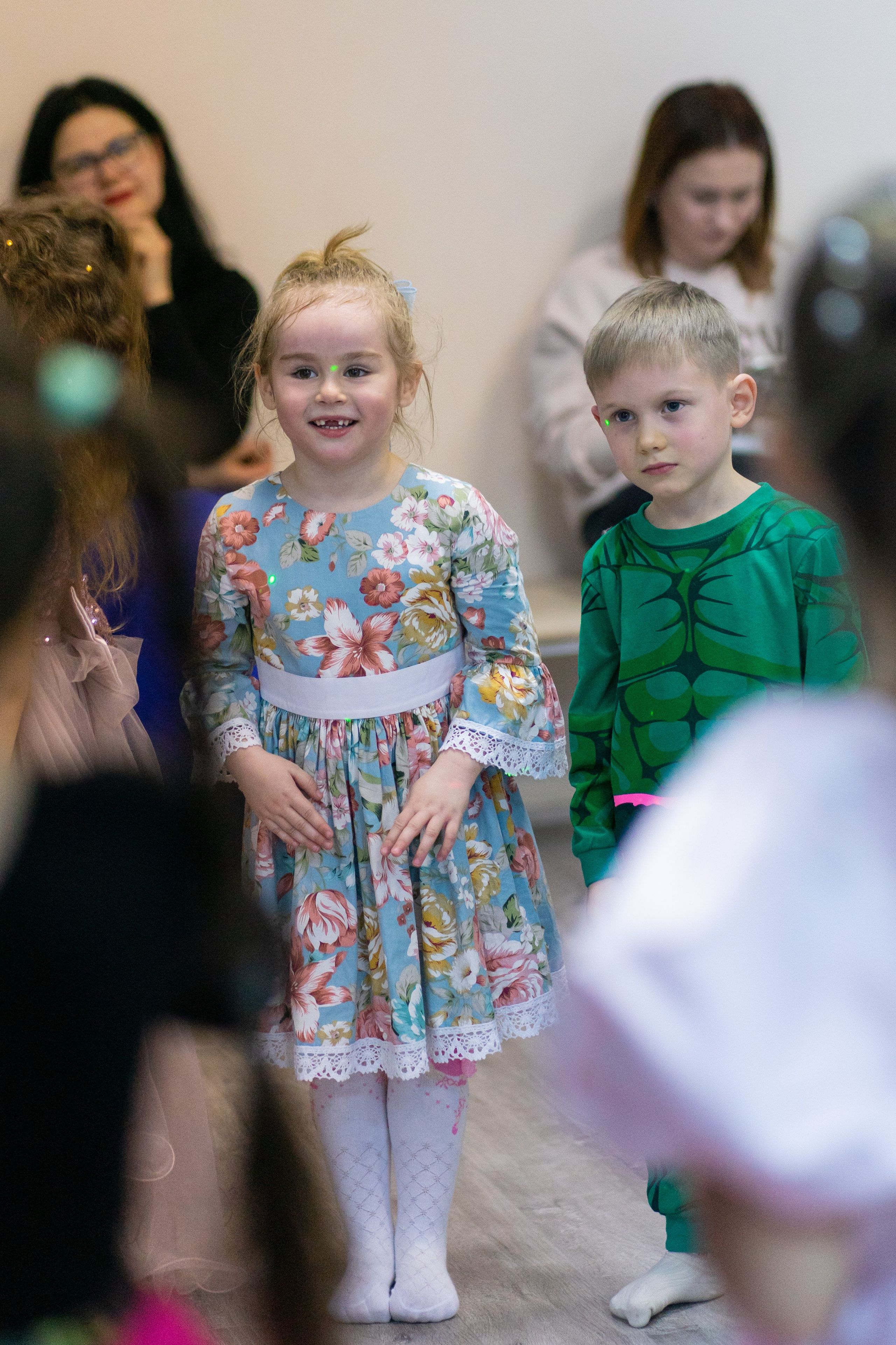 Детский новогодний праздник. Фотограф в Сочи Тиунова Маргарита и Тиунов Евгений