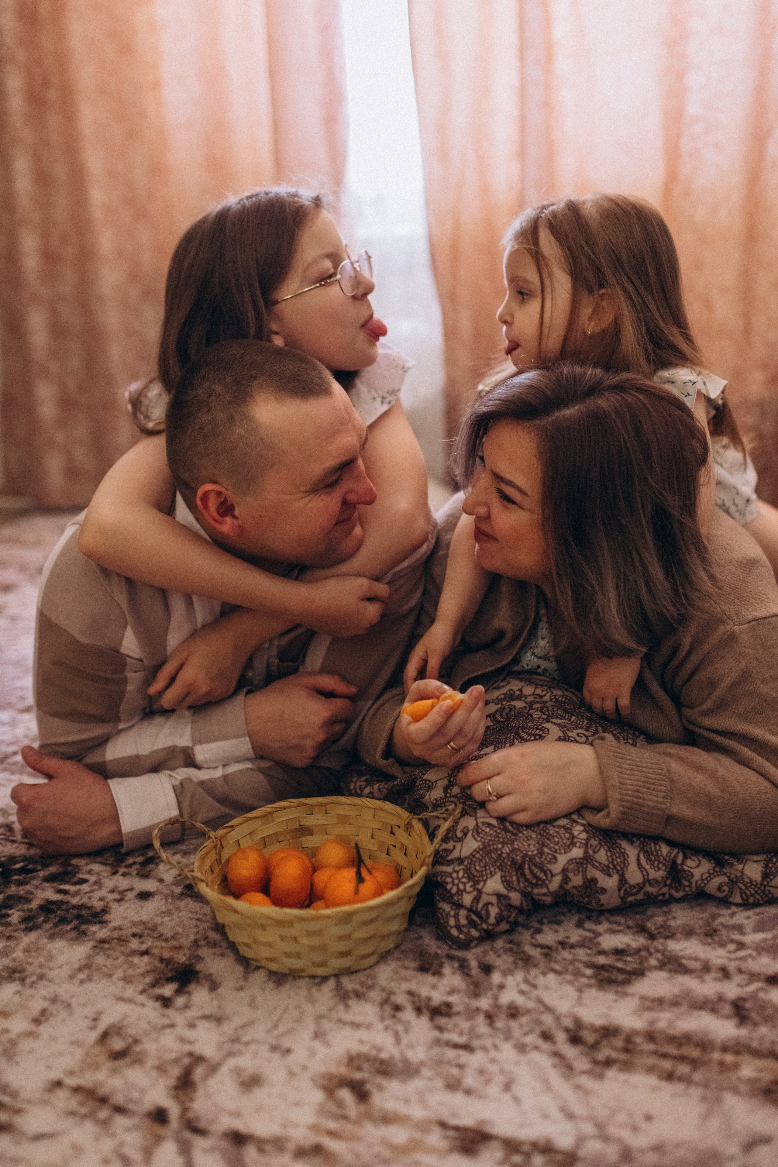 Домашняя сказка. Семейный фотограф lifestyle в Новосибирске Елена Шпилевая