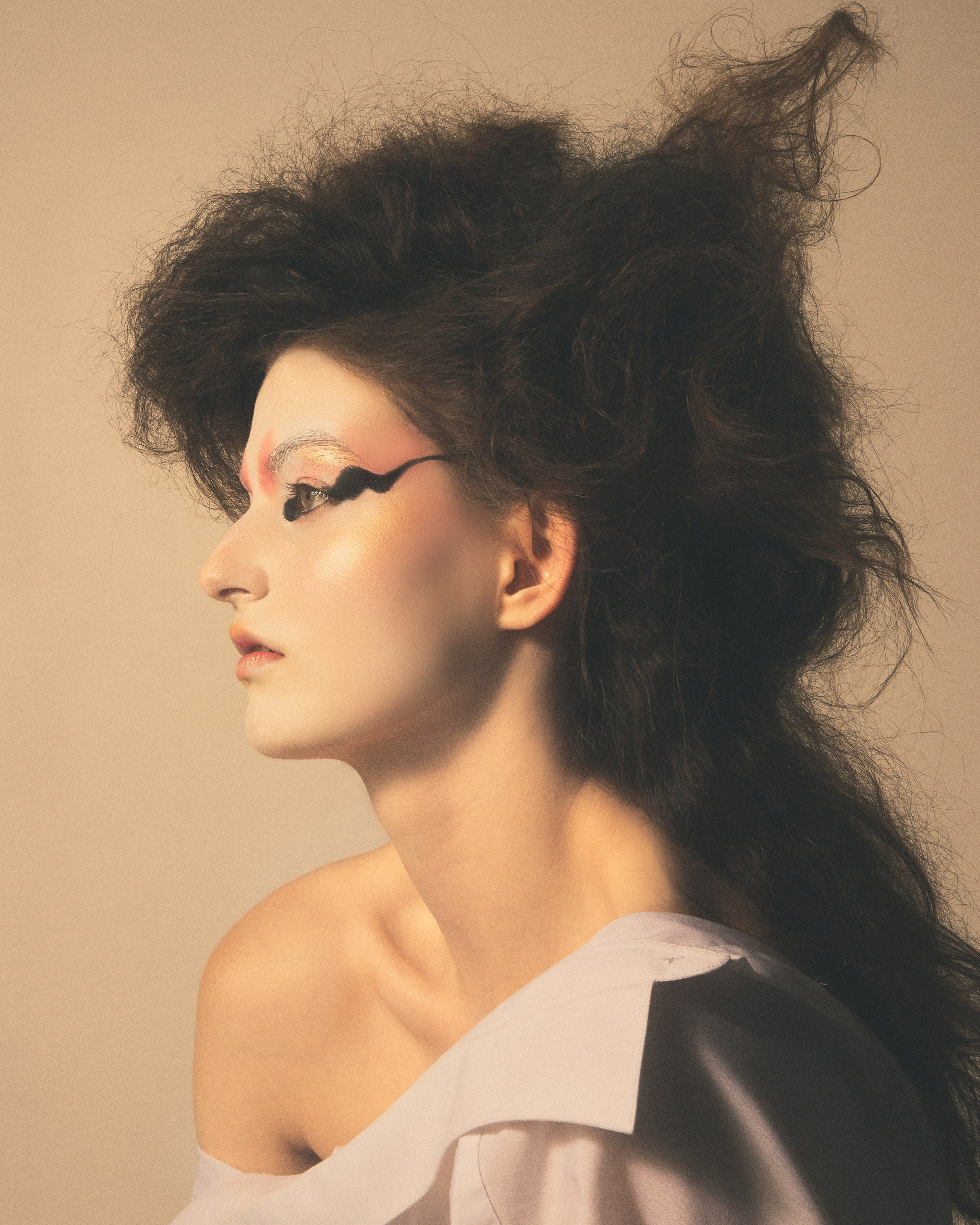 Портфолийная фотосъёмка мастера по укладкам. Святослав Лебедев | Рекламный фотограф — Коммерческая съемка, Арт-дирекшн, AI-интеграция