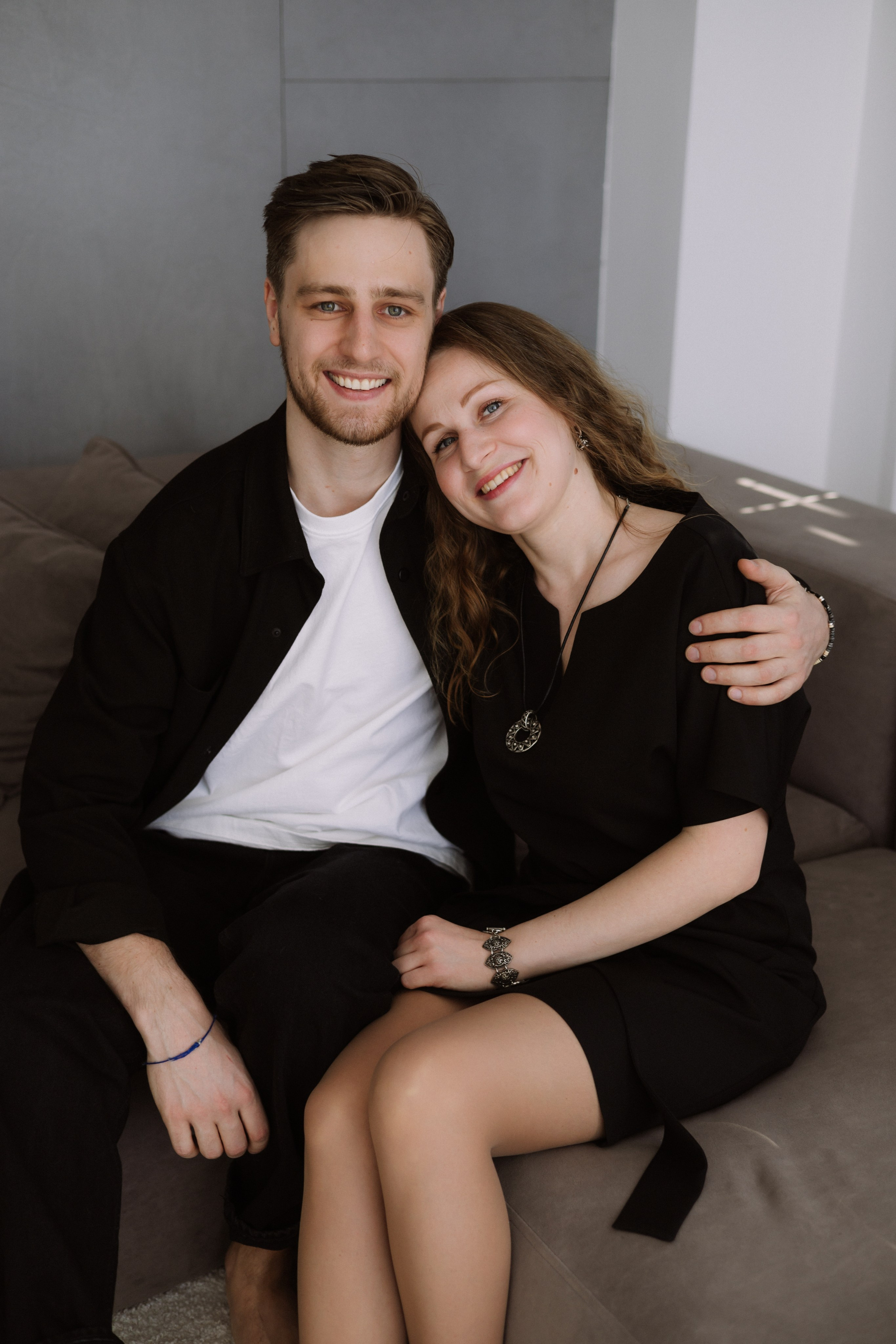 Студийная. Большая семья. Фотограф Уфа Башкирия Мухаметянова Алина. Свадебный семейный портретный