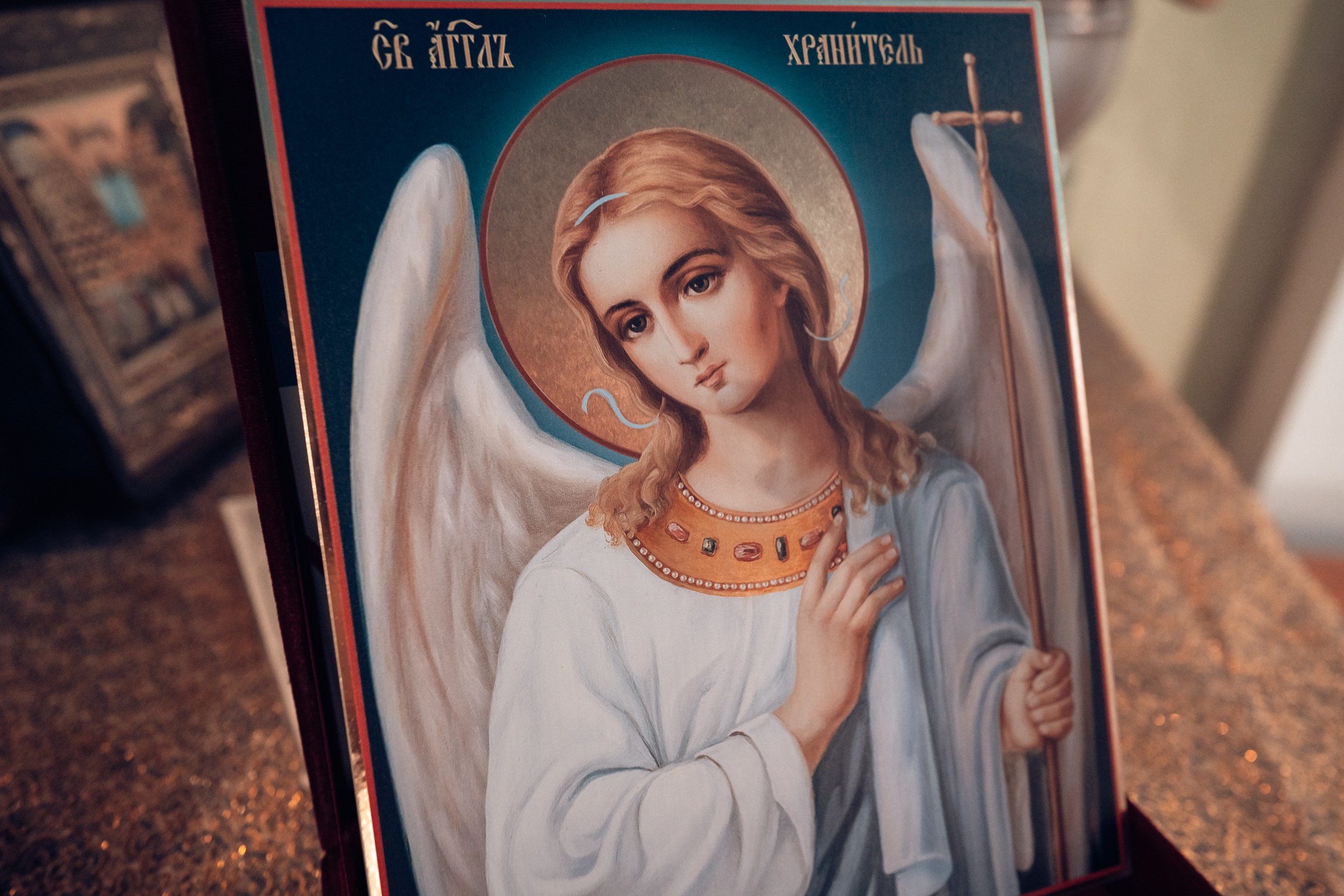 Крещение в храме святого Феодора Ушакова Севастополь. Фотограф церковных Таинств Луганск