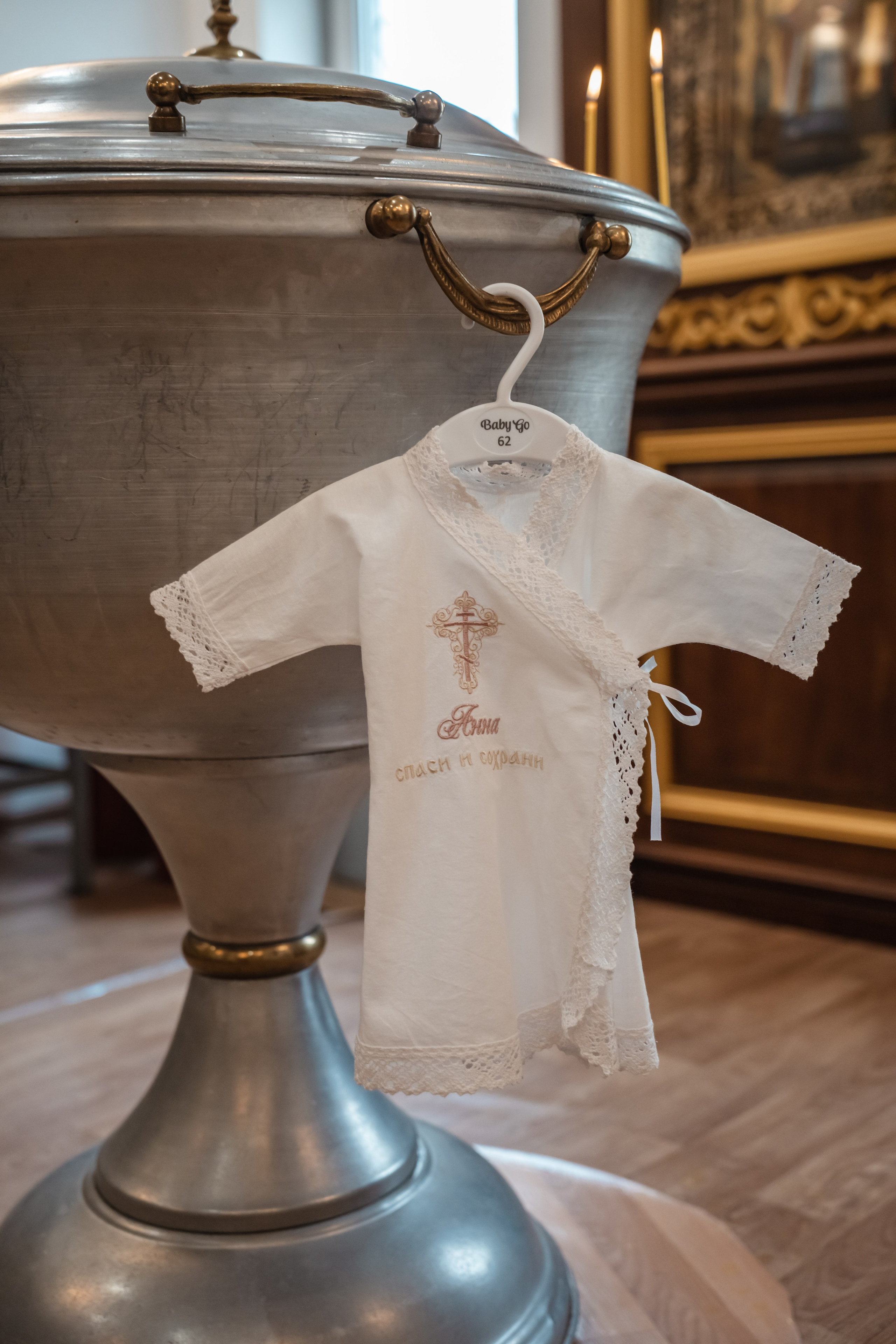 Крещение Анны в хаме Дмитрия Солунского. Фотограф на Крещение Тула и Венчание в Туле, детский и семейный фотограф