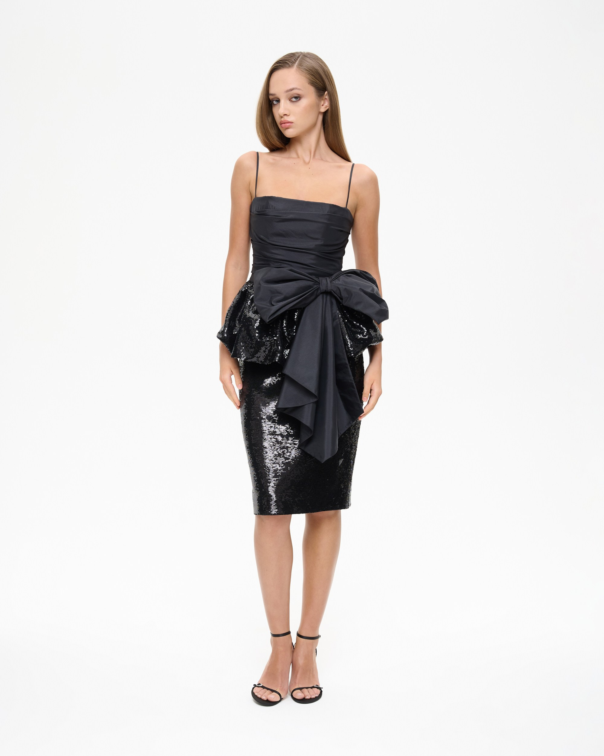 Каталог для бренда The Rozie. Фотограф для брендов в Москве Ксения Чупрунова