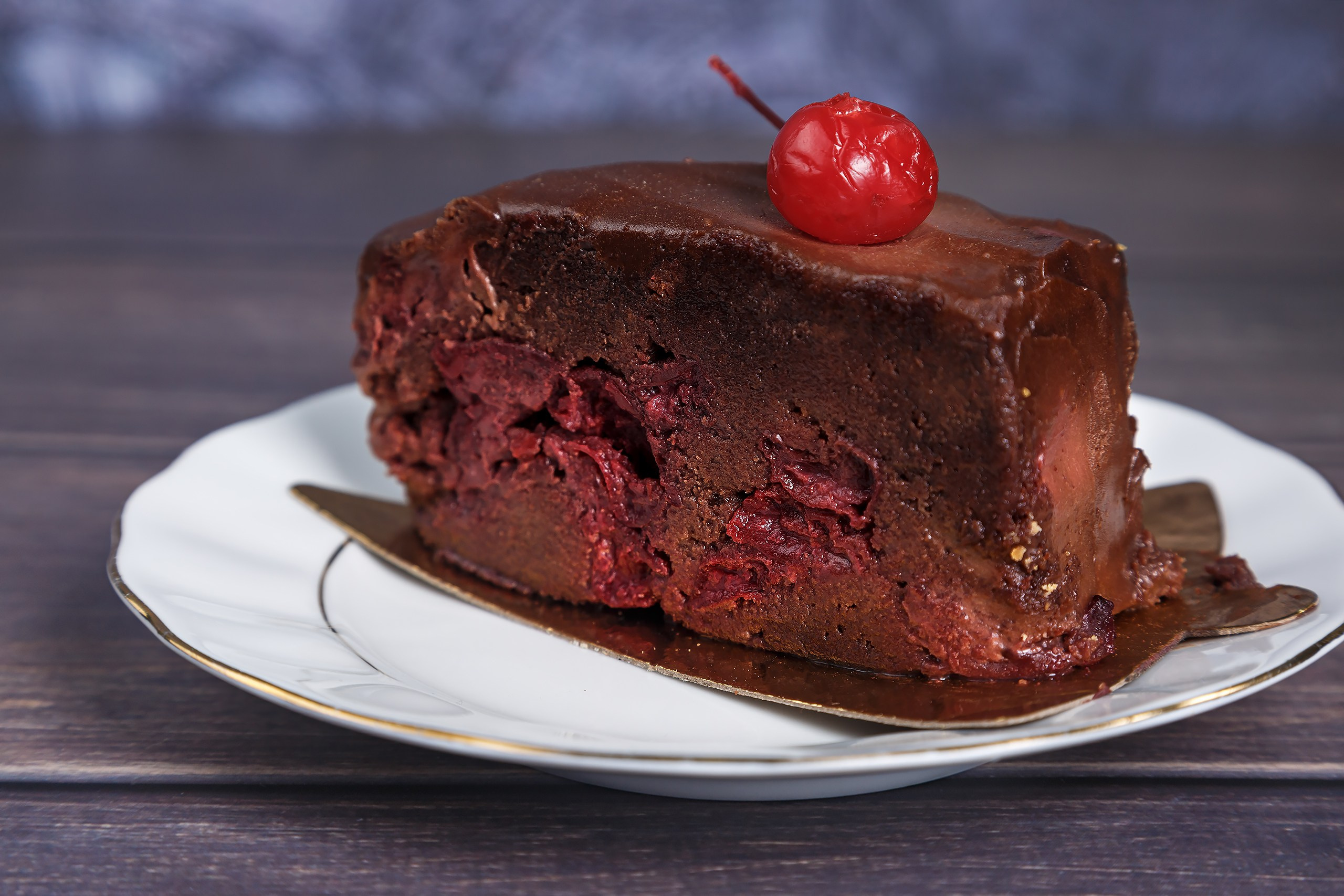 пирожное кофейни-кондитерской Konfi