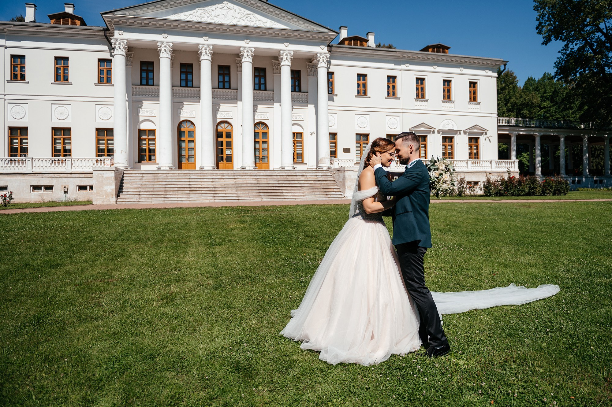 Свадебная фотосессия Артема и Василисы. Свадебный и индивидуальный фотограф Никита Роут | Москва