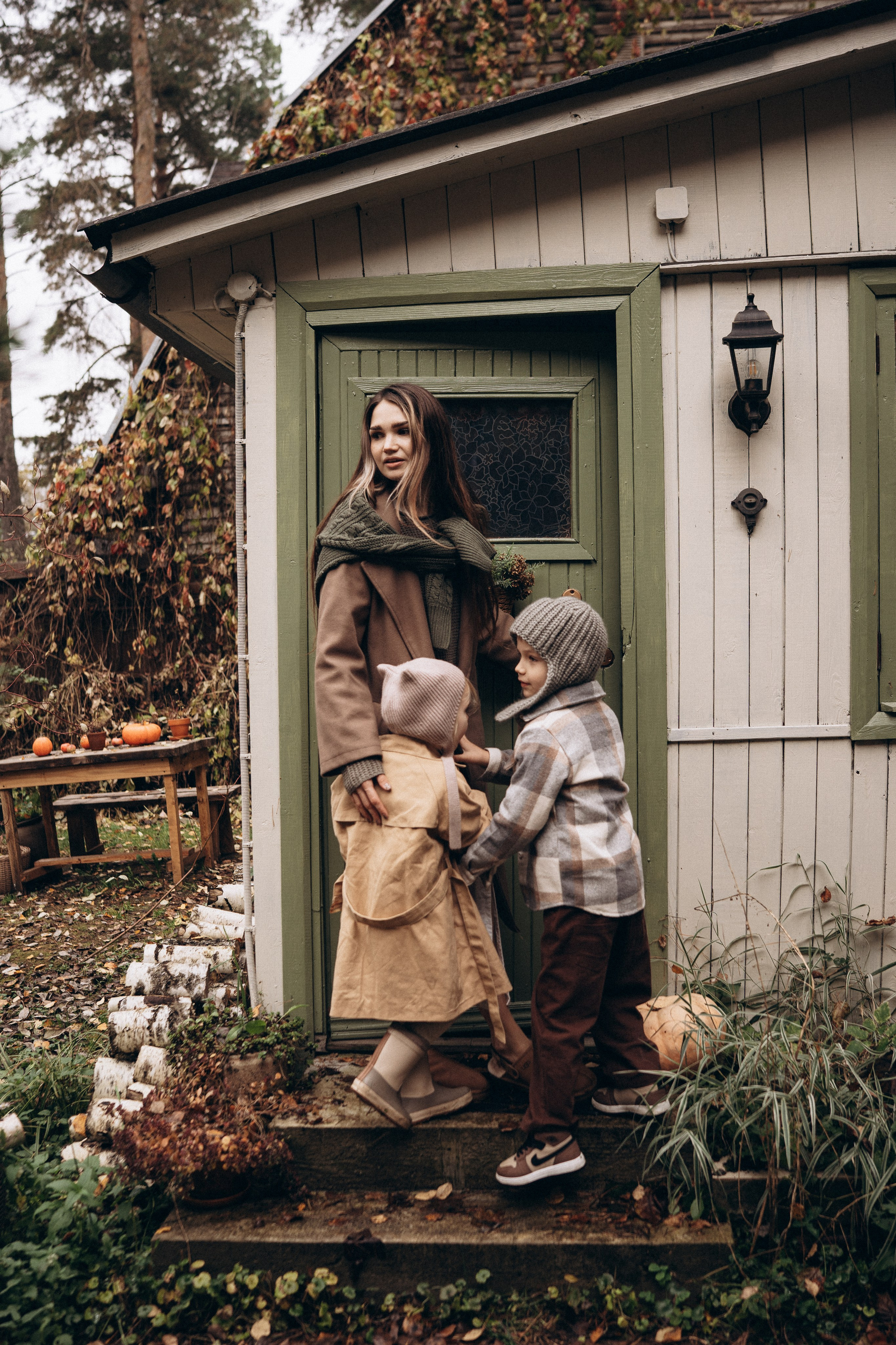 Яна и Ильсур, загородная Фотостудия. Фотограф Новорожденных в Москве. Семейные истории в стиле LIFE