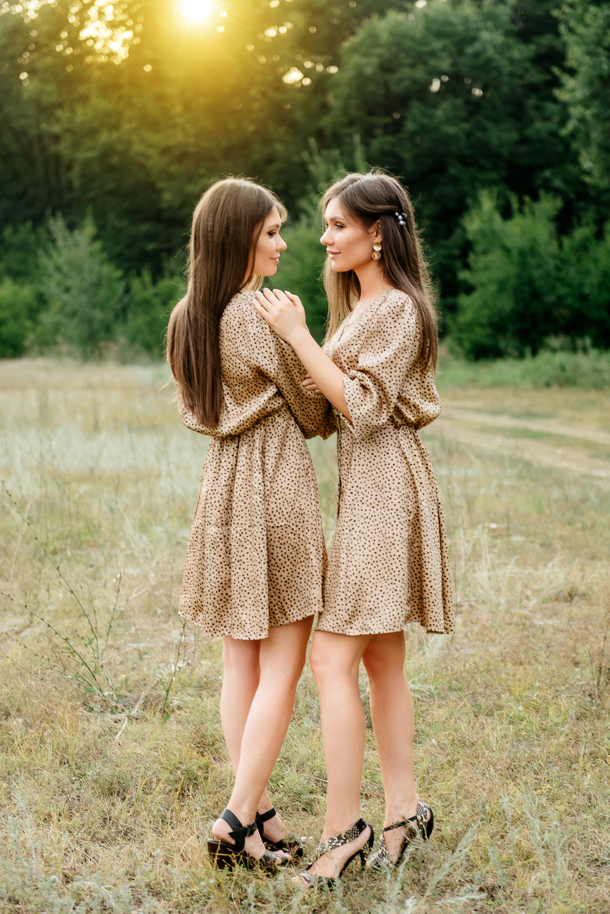 Виктория и Полина. Сайт фотографа, ретушера Рыжова Дмитрия г. Волгоград