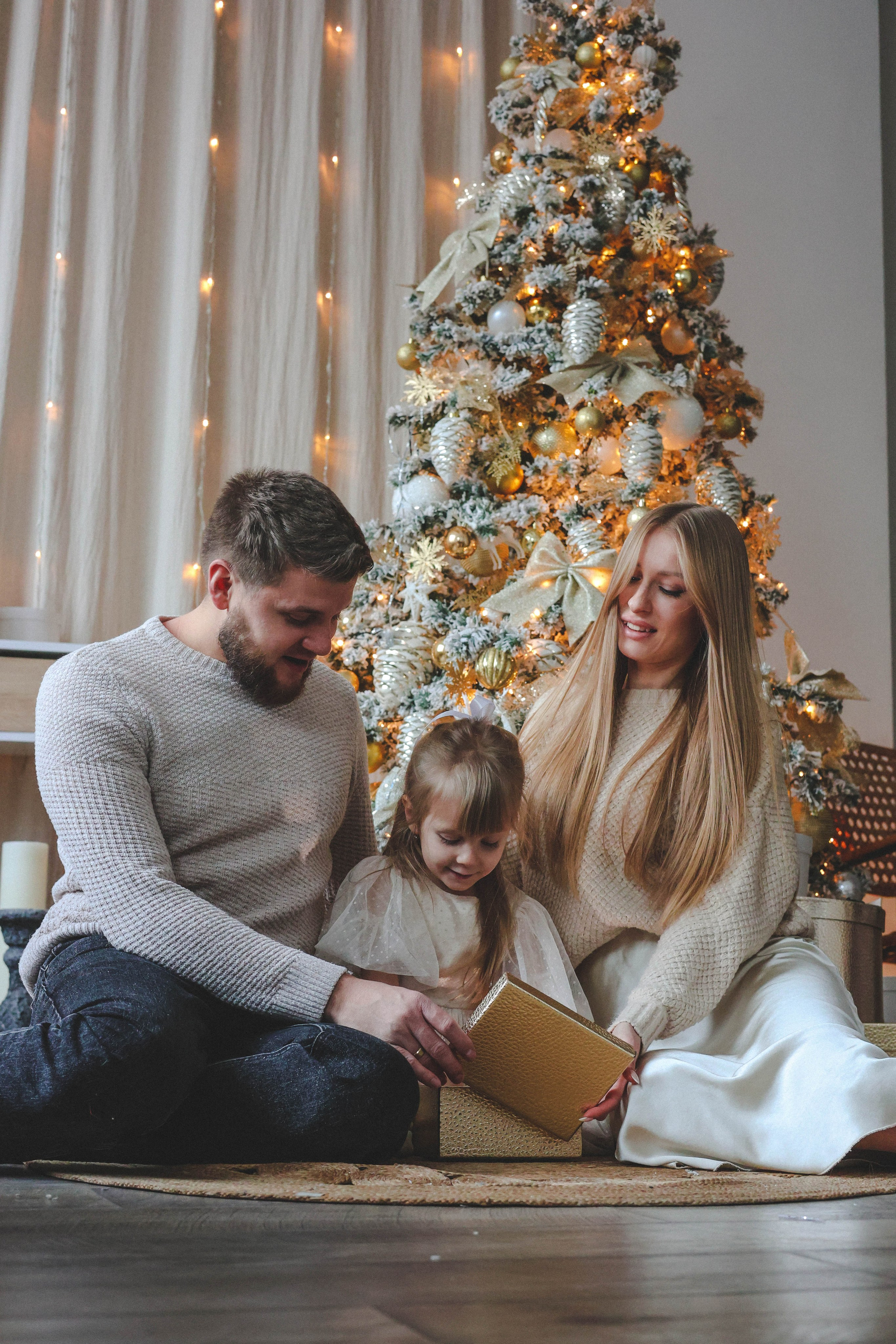 Новогодняя история «Кира и ее семья». Фотограф в Москве Анастасия Калинина