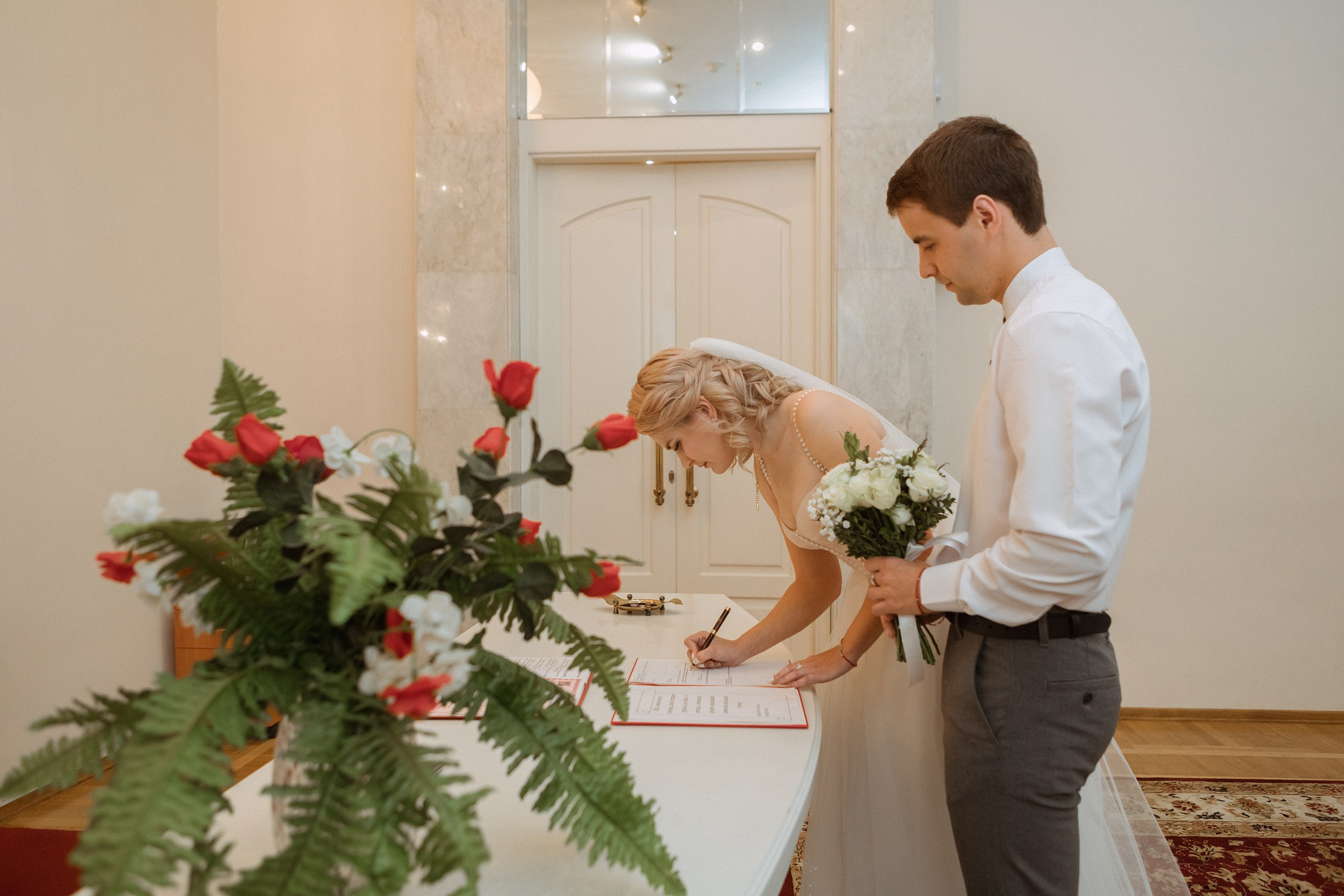 Свадебная фотосессия. Фотографы в городе Волгограде — Людмила Агеева и Алексей Околелов