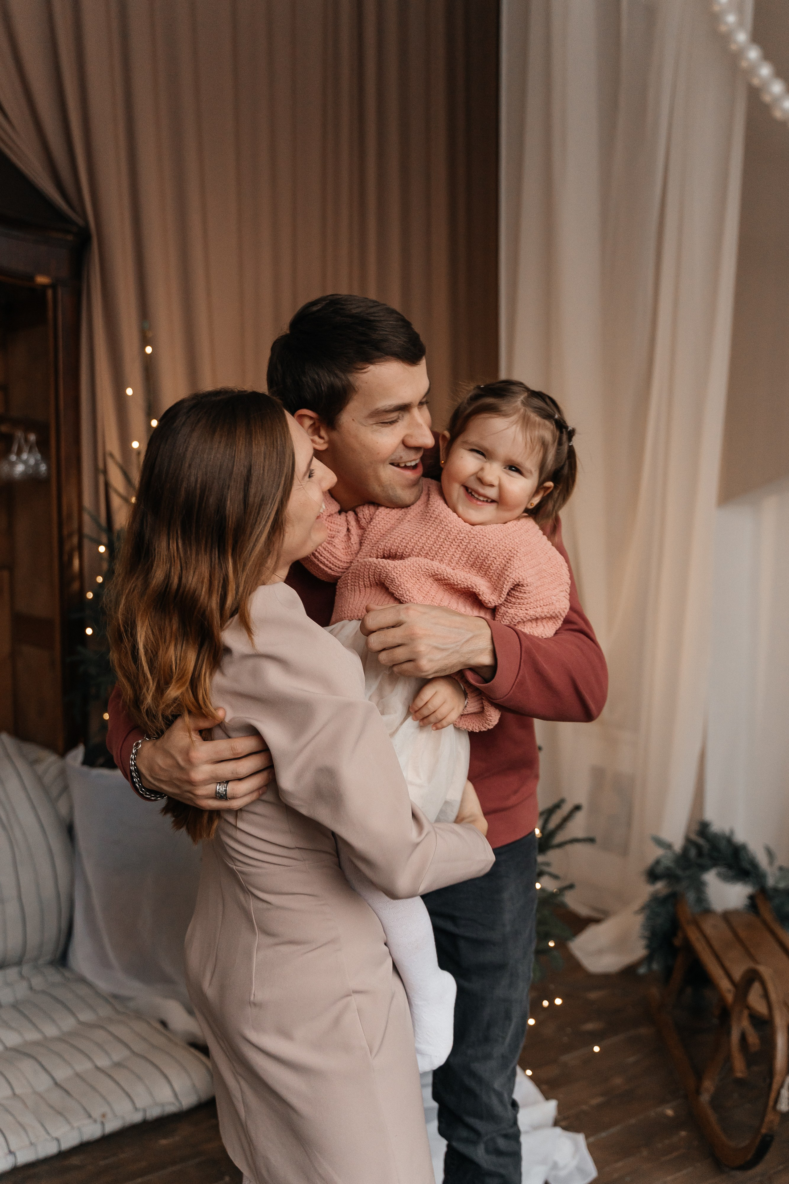 Серёжа, Аня и Василина. Волик Мария